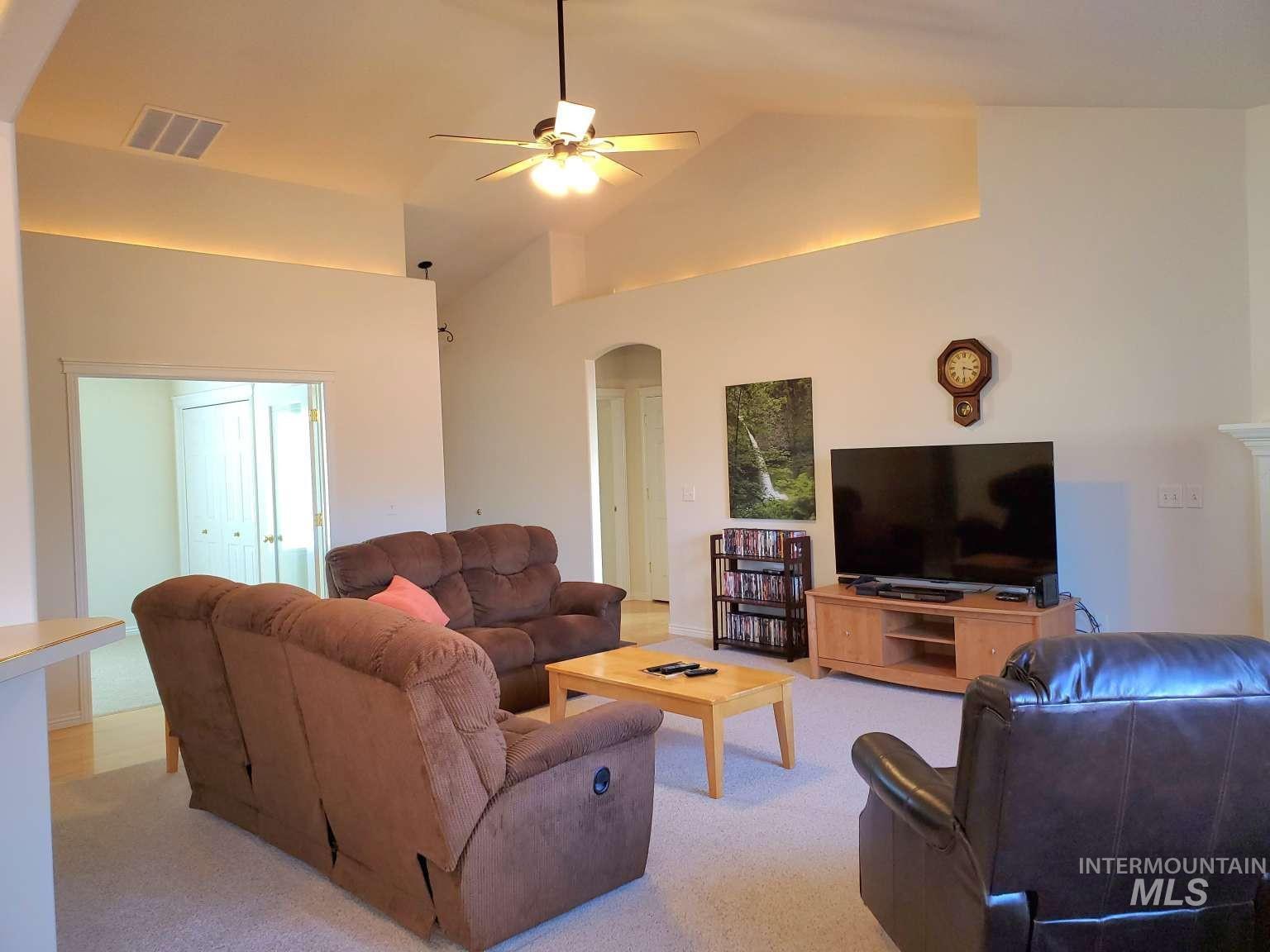 1100 E Wright St, Boise, Idaho 83706, 4 Bedrooms, 3 Bathrooms, Residential For Sale, Price $1,050,000, 98971380