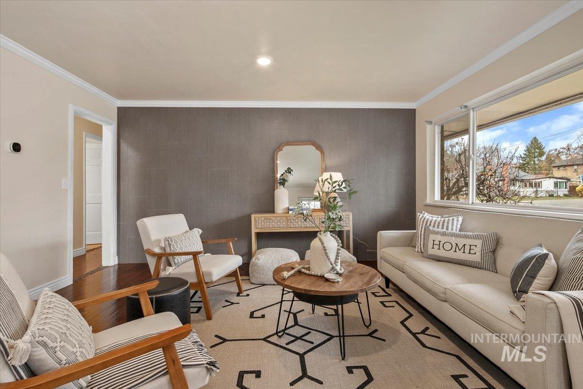 419 N Avenue E, Boise, Idaho 83712, 4 Bedrooms, 2 Bathrooms, Residential For Sale, Price $899,900,MLS 98971381