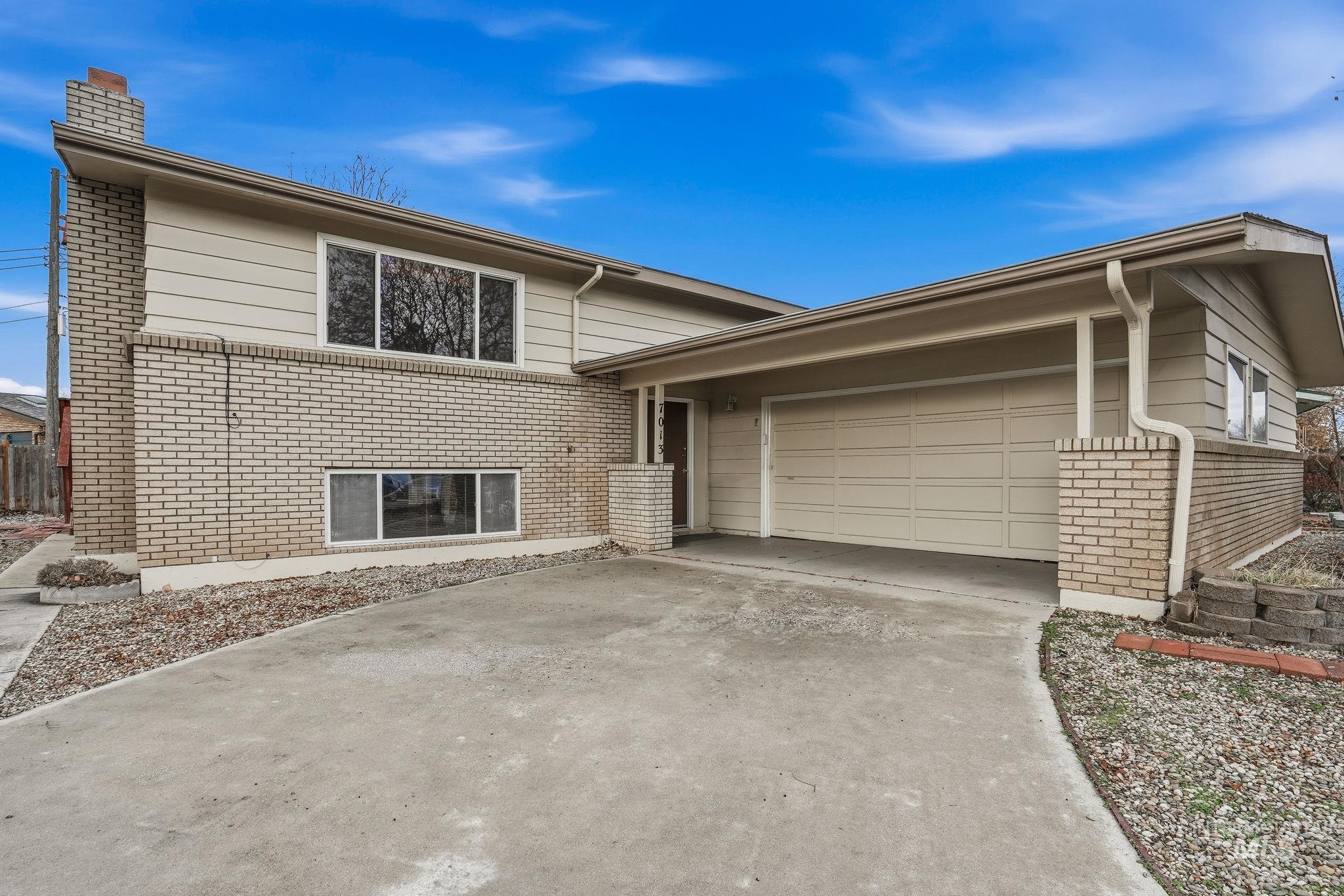 7013 W Rosewood Dr, Boise, Idaho 83709, 3 Bedrooms, 2 Bathrooms, Residential For Sale, Price $405,000,MLS 98971382