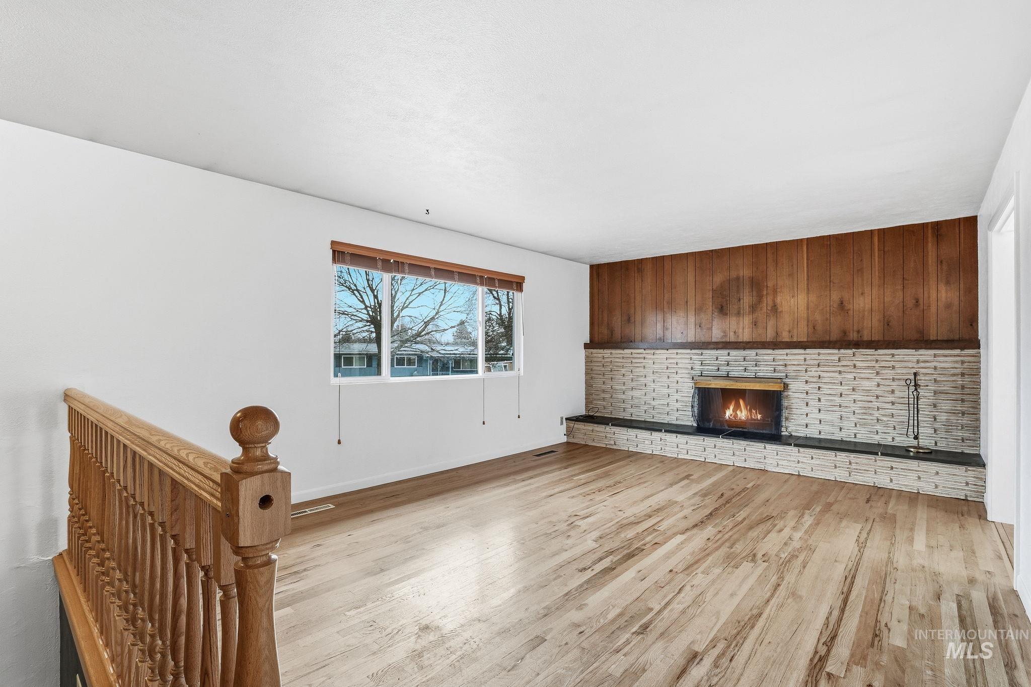 7013 W Rosewood Dr, Boise, Idaho 83709, 3 Bedrooms, 2 Bathrooms, Residential For Sale, Price $405,000,MLS 98971382