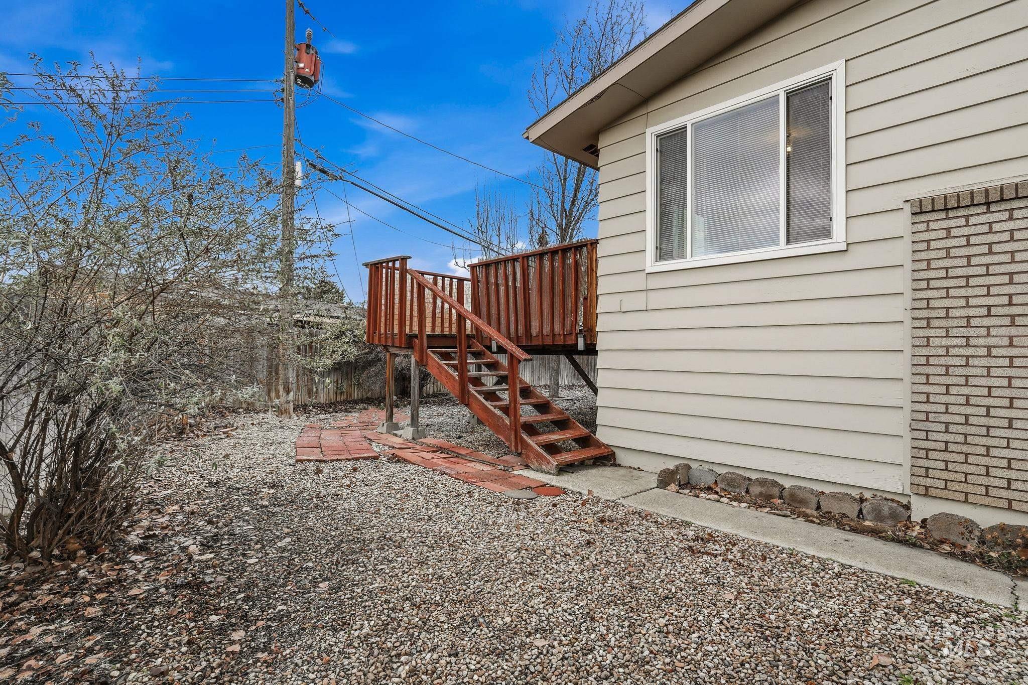 7013 W Rosewood Dr, Boise, Idaho 83709, 3 Bedrooms, 2 Bathrooms, Residential For Sale, Price $405,000,MLS 98971382