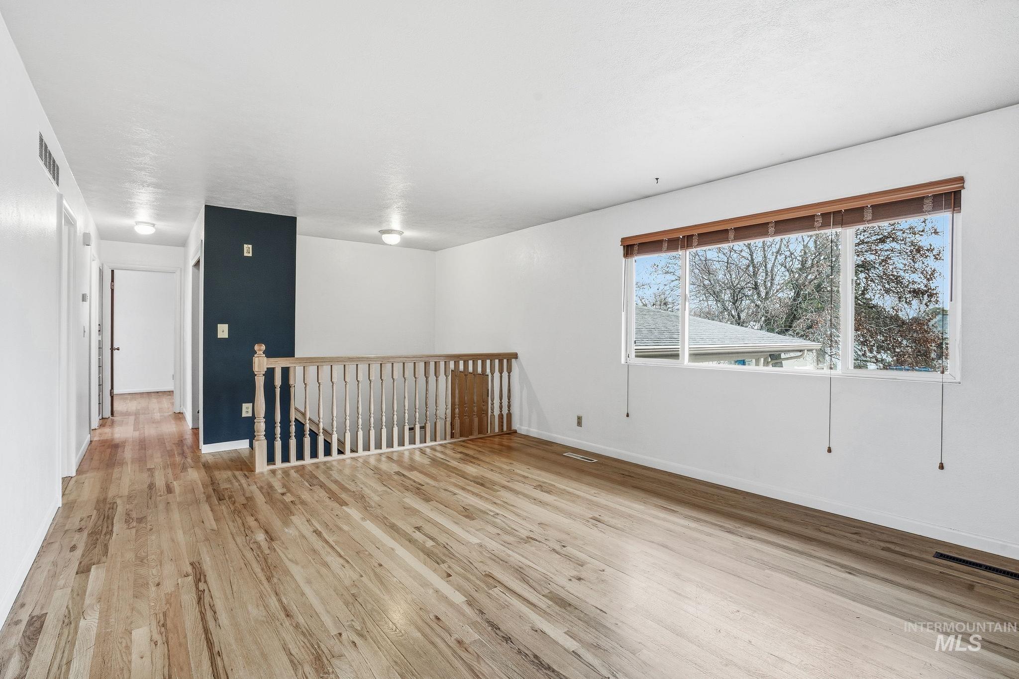 7013 W Rosewood Dr, Boise, Idaho 83709, 3 Bedrooms, 2 Bathrooms, Residential For Sale, Price $405,000,MLS 98971382