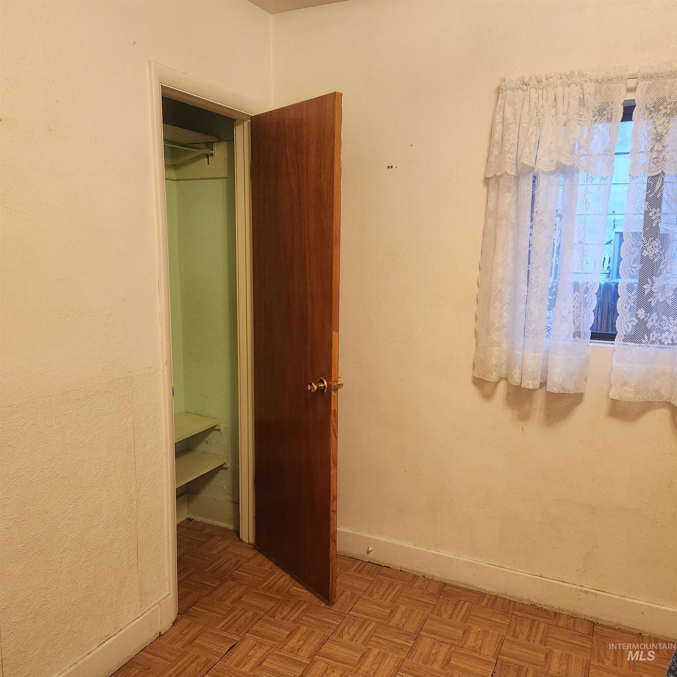 530 California St., Gooding, Idaho 83330, 2 Bedrooms, 1 Bathroom, Residential For Sale, Price $189,500,MLS 98971384