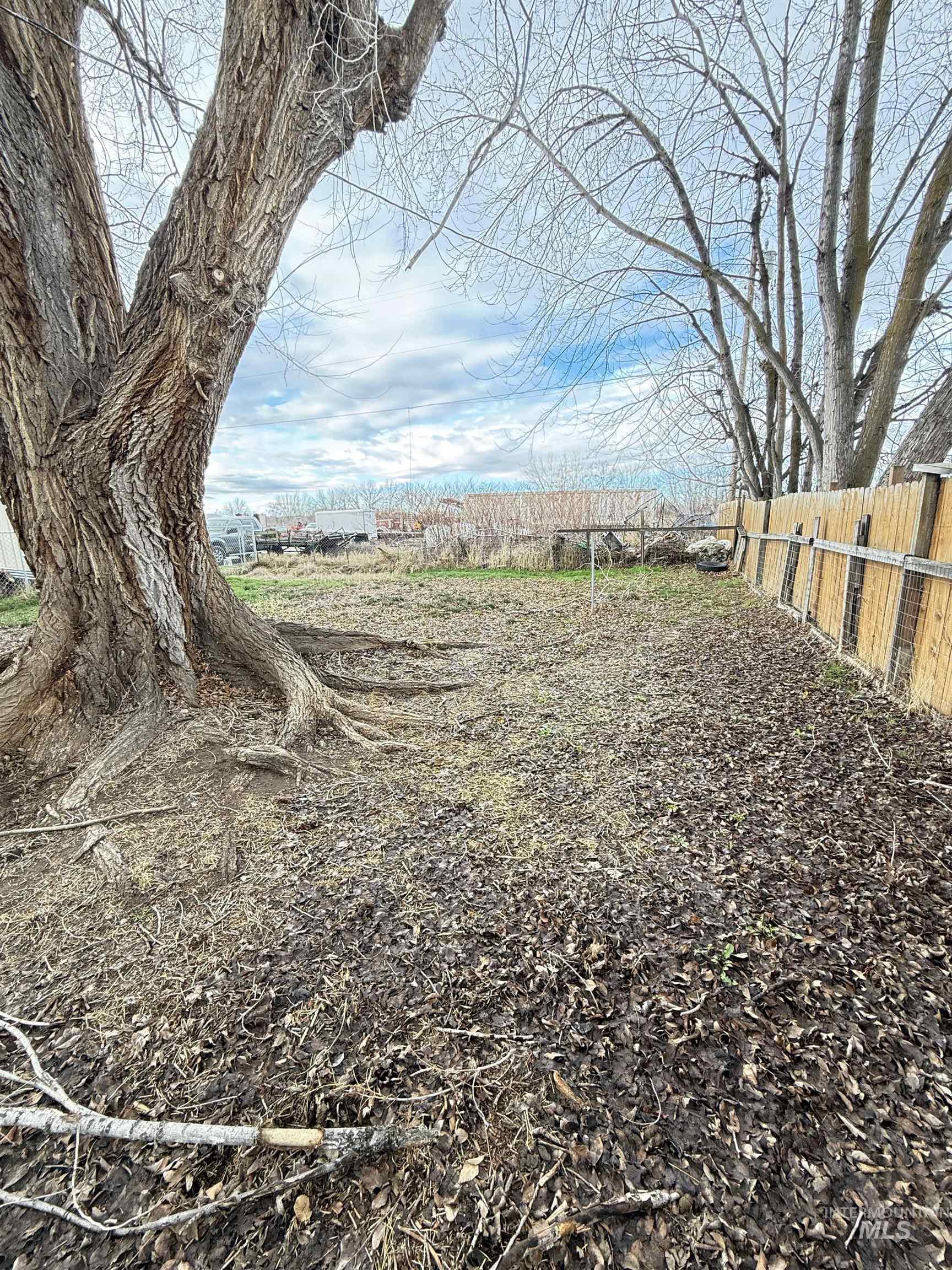 519 N Boise Ave, Emmett, Idaho 83617, 1 Bedroom, 1 Bathroom, Residential For Sale, Price $124,900,MLS 98971385