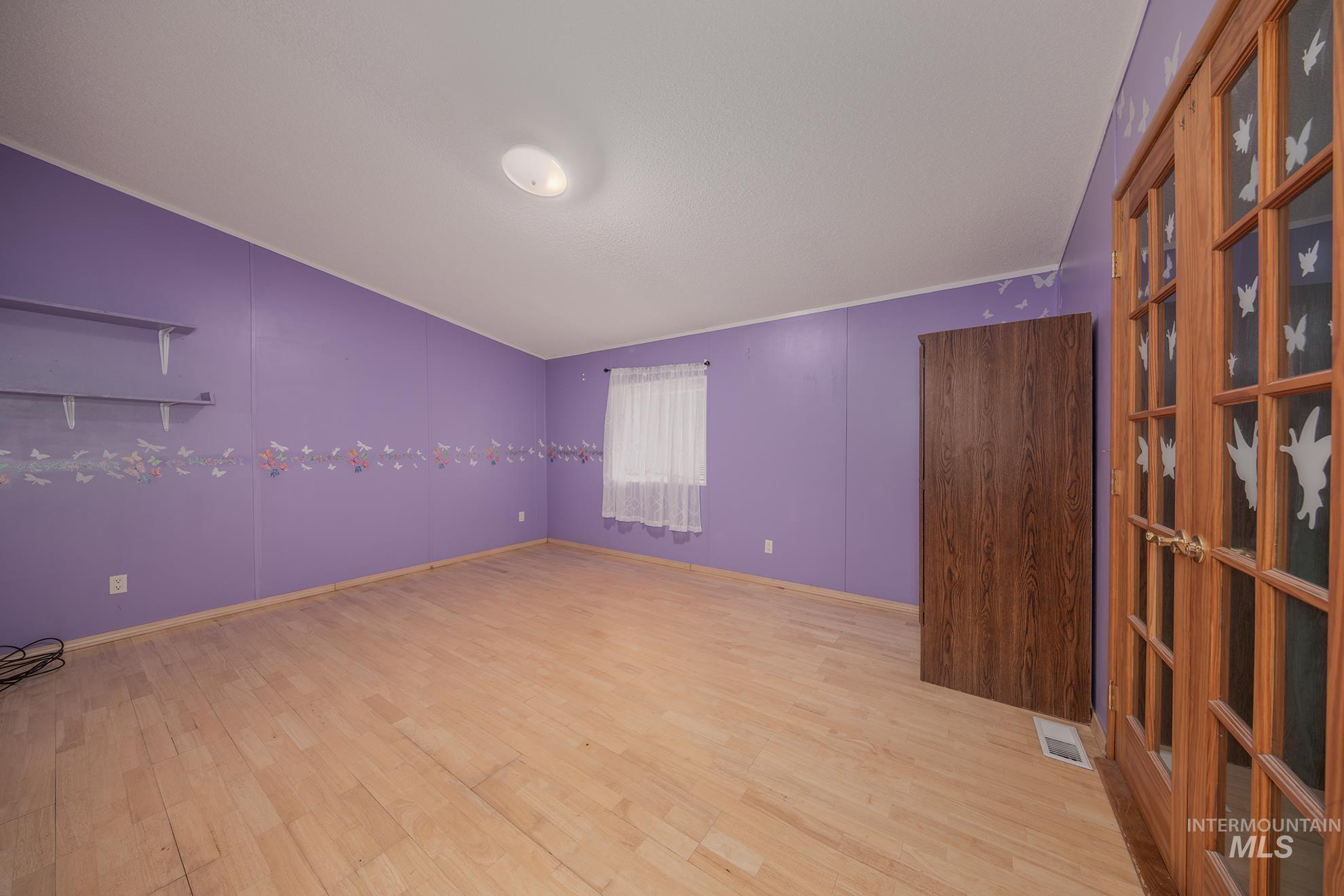 1915 Thomas Circle, Ontario, Oregon 97914, 3 Bedrooms, 2 Bathrooms, Residential For Sale, Price $269,900,MLS 98971387