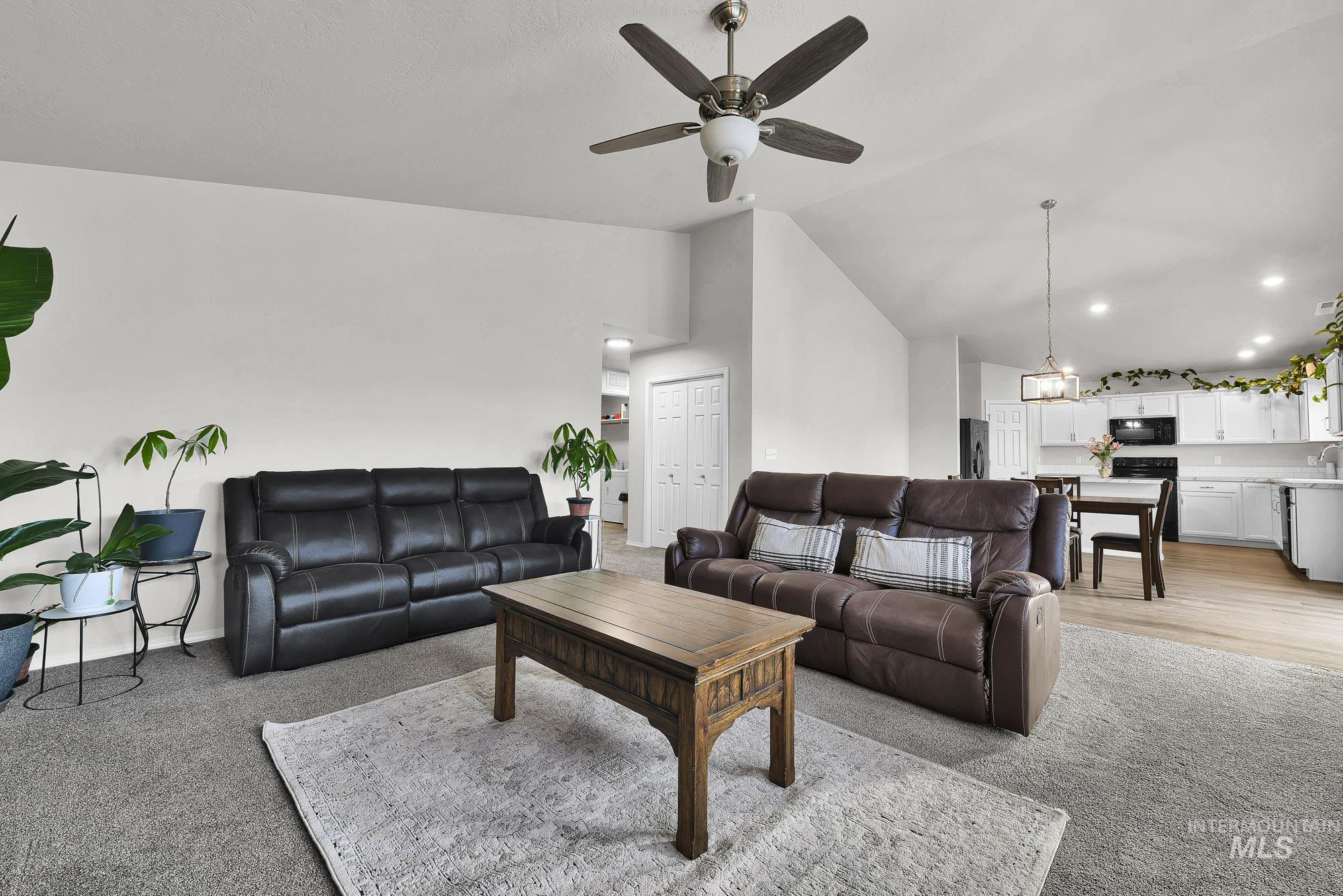 19619 Delmarva Ave, Caldwell, Idaho 83605, 4 Bedrooms, 2 Bathrooms, Residential For Sale, Price $414,900,MLS 98971388