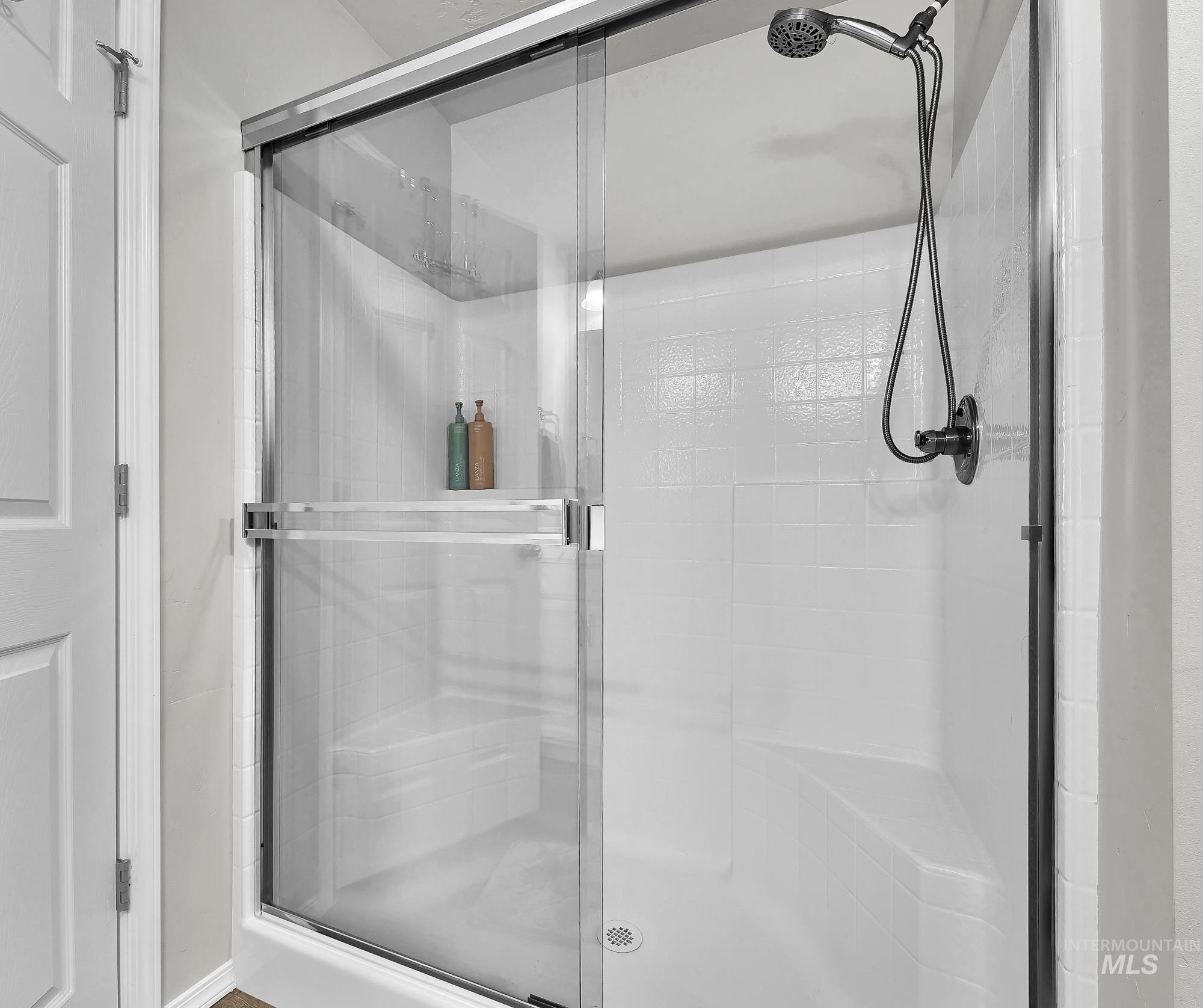 19619 Delmarva Ave, Caldwell, Idaho 83605, 4 Bedrooms, 2 Bathrooms, Residential For Sale, Price $414,900,MLS 98971388