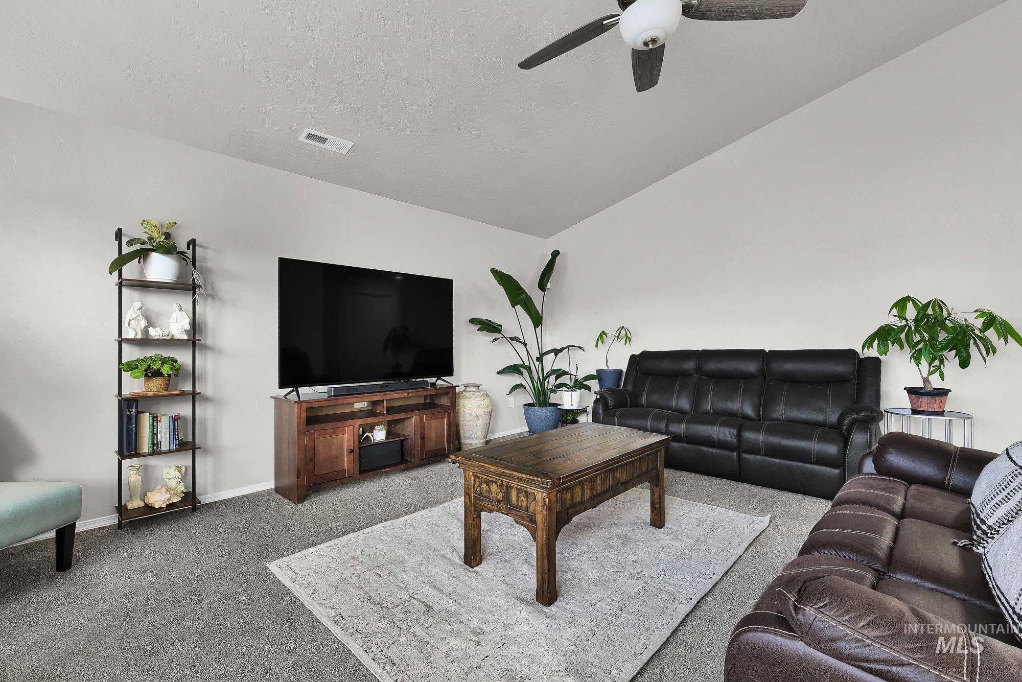 19619 Delmarva Ave, Caldwell, Idaho 83605, 4 Bedrooms, 2 Bathrooms, Residential For Sale, Price $414,900,MLS 98971388