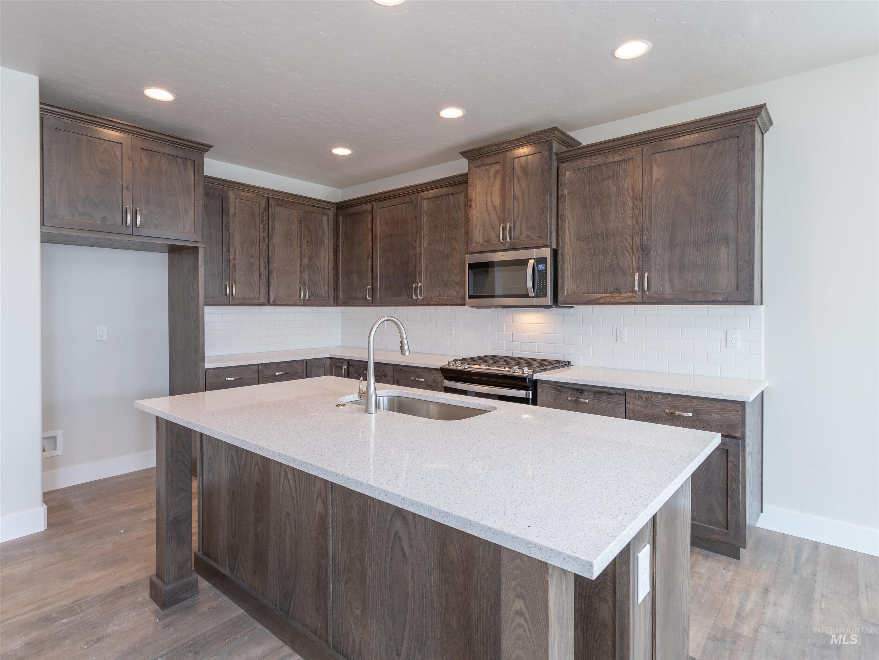 1943 Buckbrush Ave, Middleton, Idaho 83644, 3 Bedrooms, 2 Bathrooms, Residential For Sale, Price $369,995,MLS 98971391