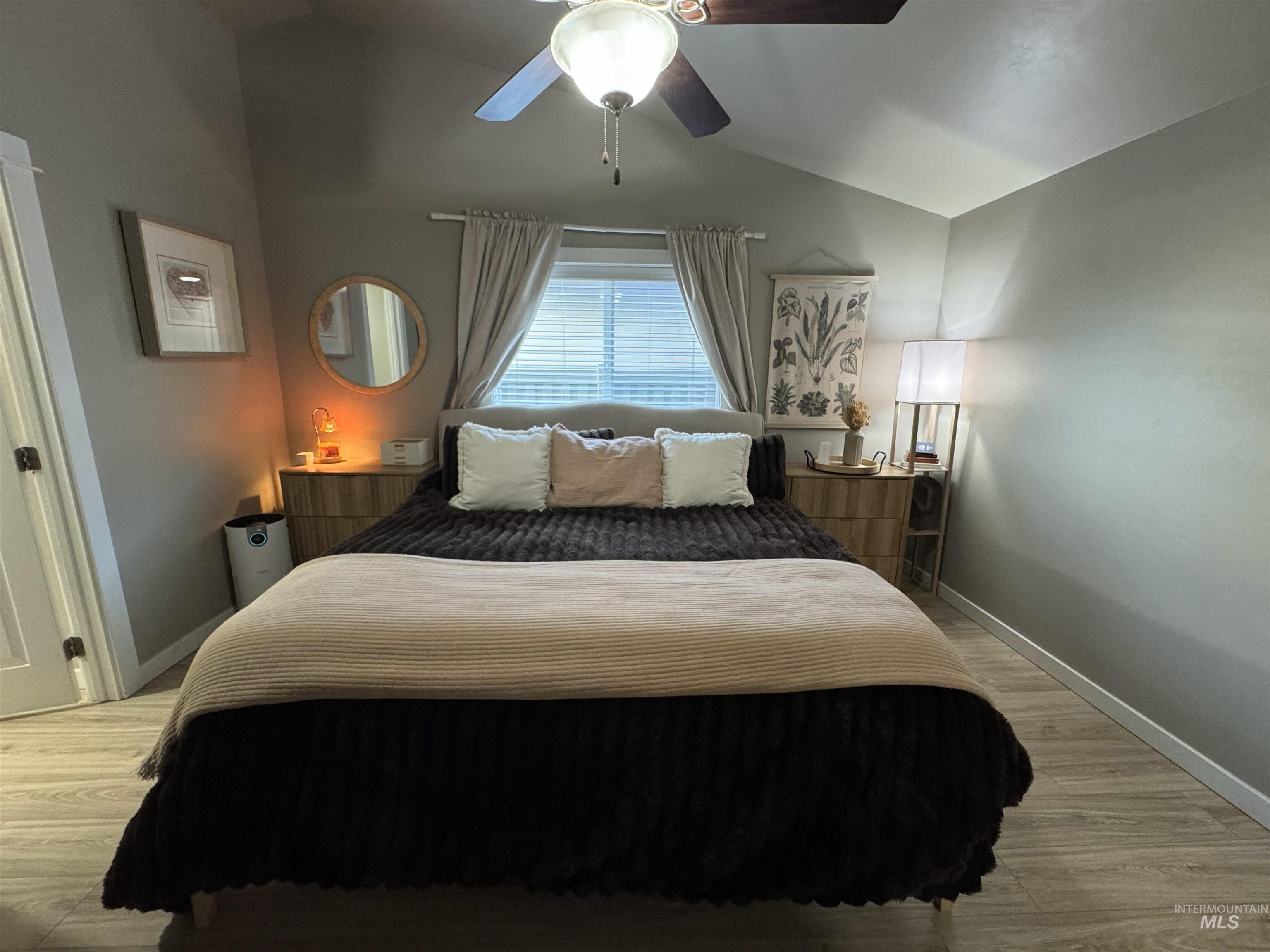 11505 W Baserri Dr, Boise, Idaho 83709, 3 Bedrooms, 2 Bathrooms, Residential For Sale, Price $428,000,MLS 98971396