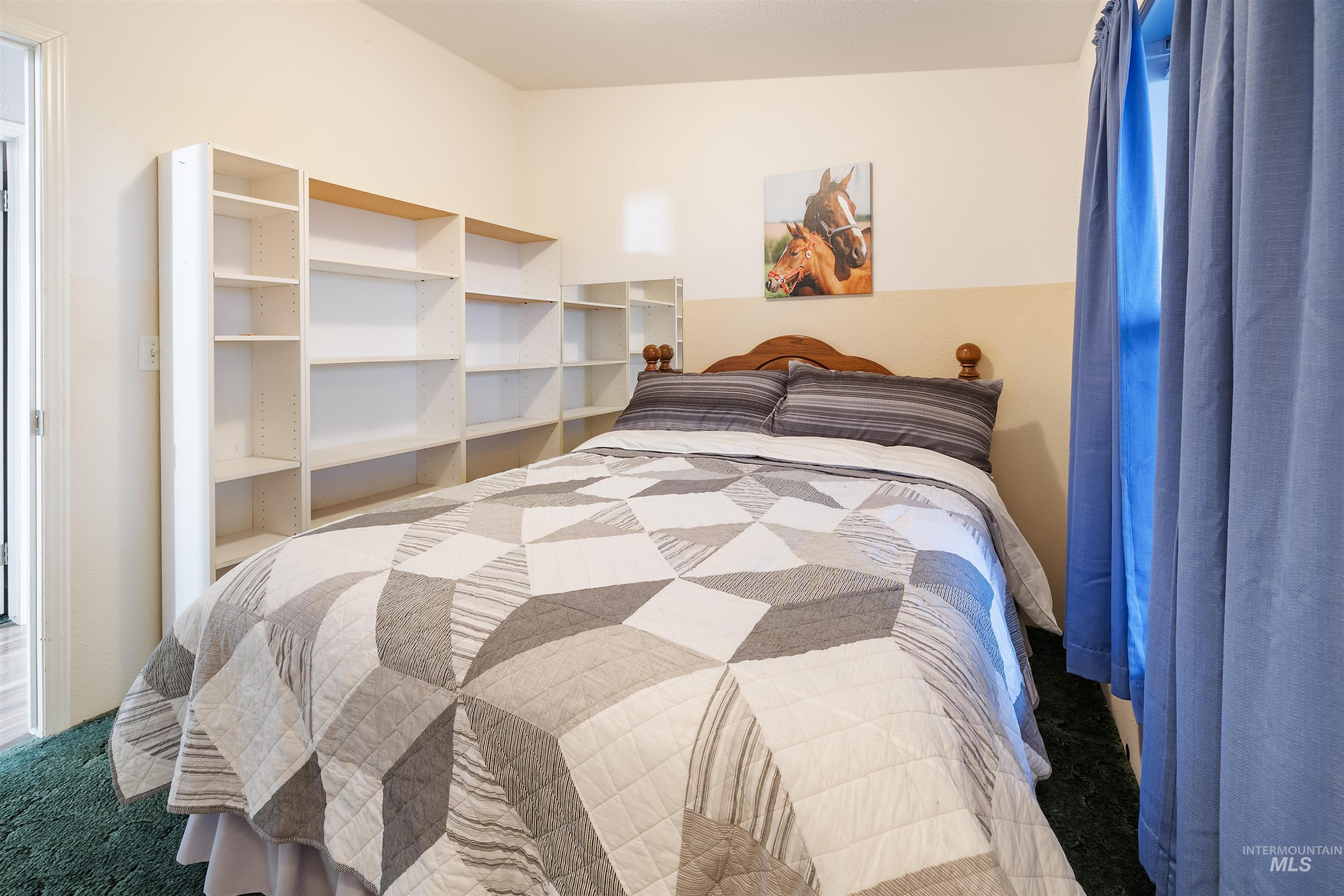 860 Eagles Point BLVD., Lewiston, Idaho 83501, 3 Bedrooms, 2 Bathrooms, Residential For Sale, Price $354,000,MLS 98971397