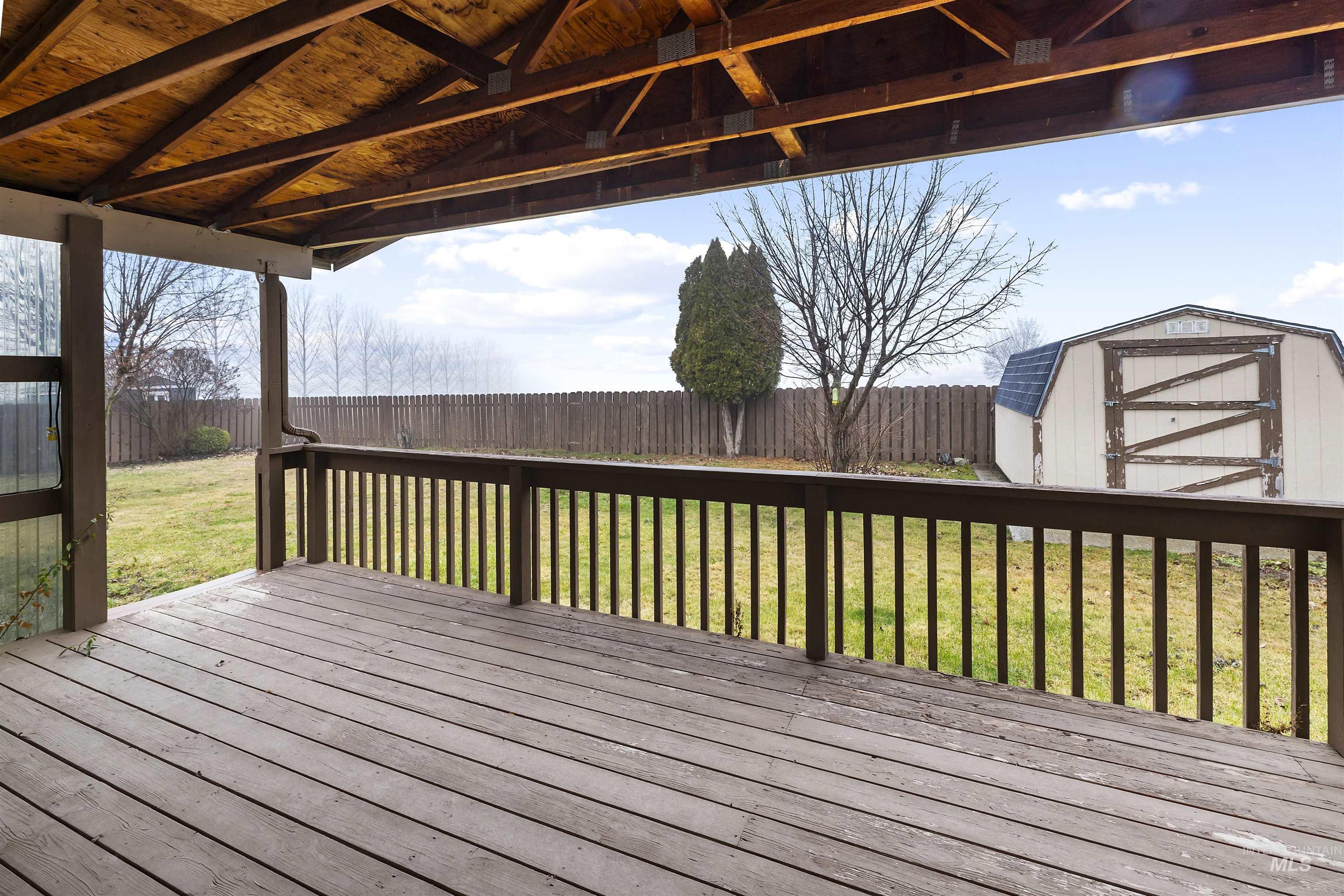 860 Eagles Point BLVD., Lewiston, Idaho 83501, 3 Bedrooms, 2 Bathrooms, Residential For Sale, Price $354,000,MLS 98971397