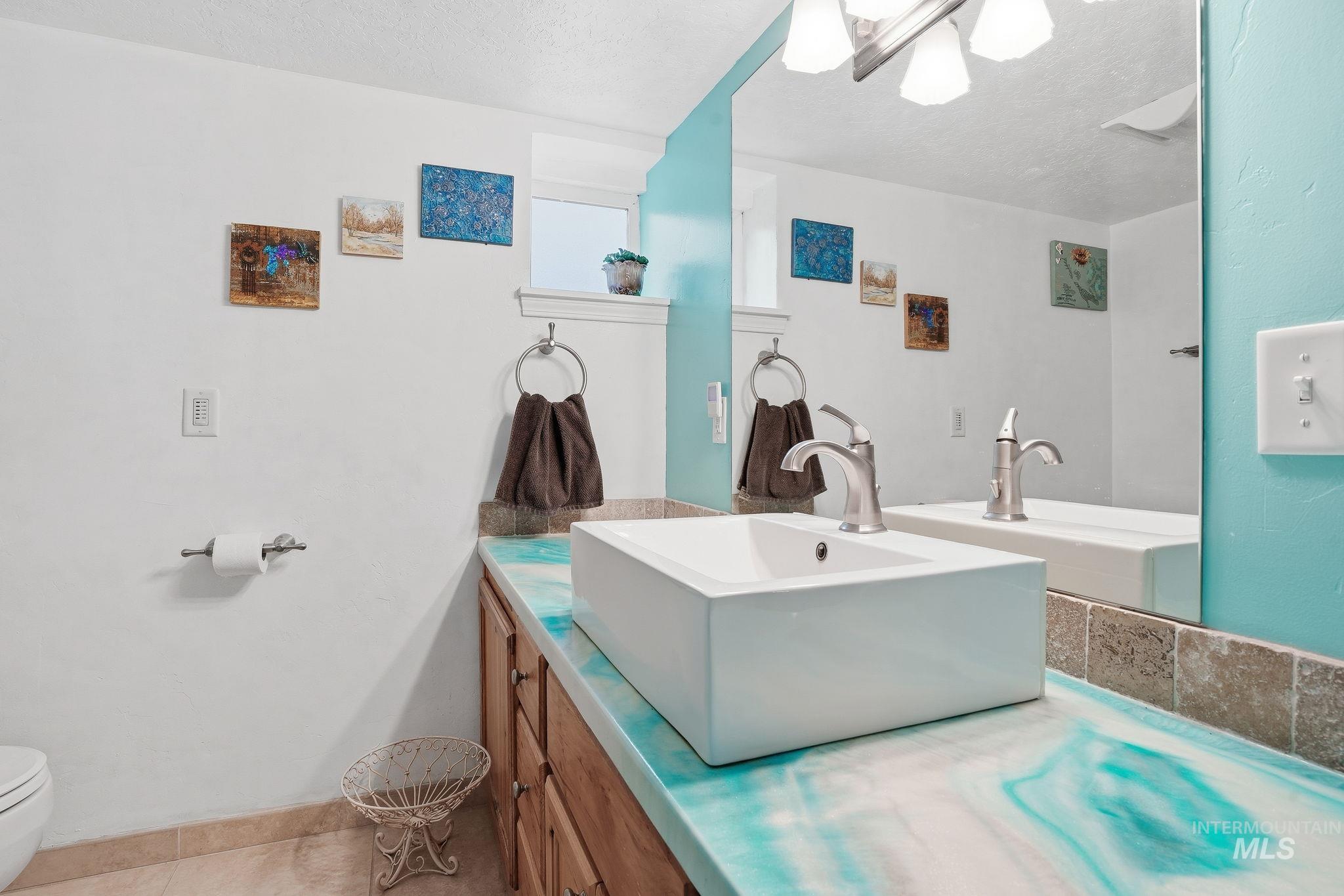 1621 N Howry St, Boise, Idaho 83706, 2 Bedrooms, 2 Bathrooms, Residential For Sale, Price $549,900,MLS 98971398