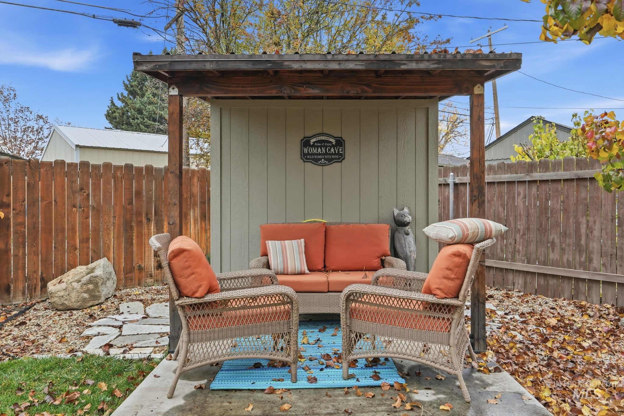 1621 N Howry St, Boise, Idaho 83706, 2 Bedrooms, 2 Bathrooms, Residential For Sale, Price $549,900,MLS 98971398