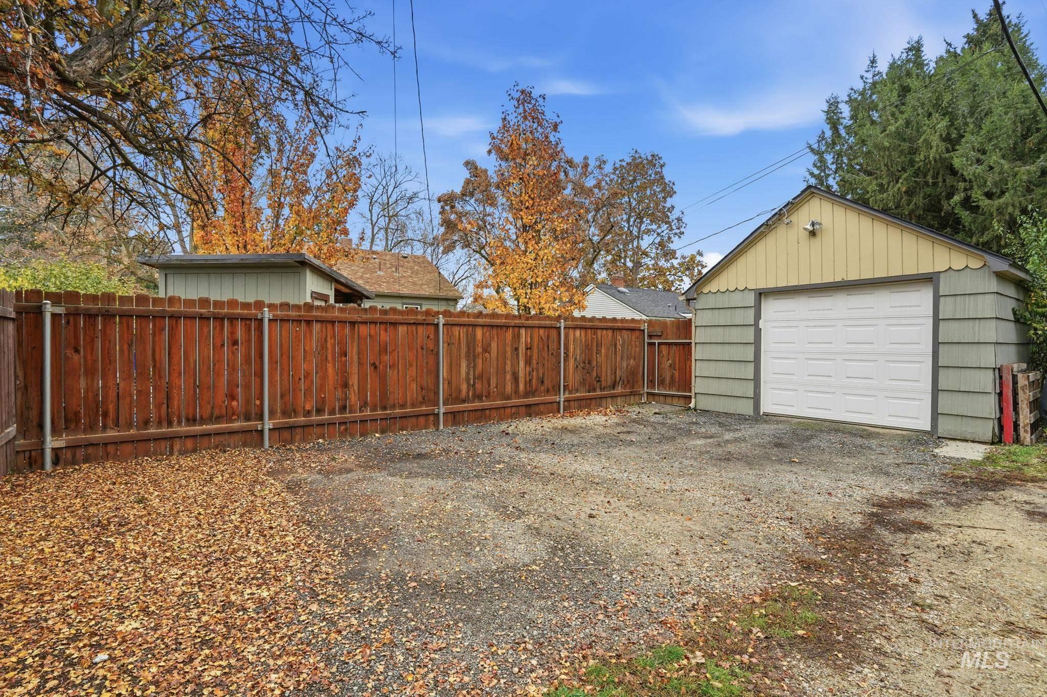 1621 N Howry St, Boise, Idaho 83706, 2 Bedrooms, 2 Bathrooms, Residential For Sale, Price $549,900,MLS 98971398