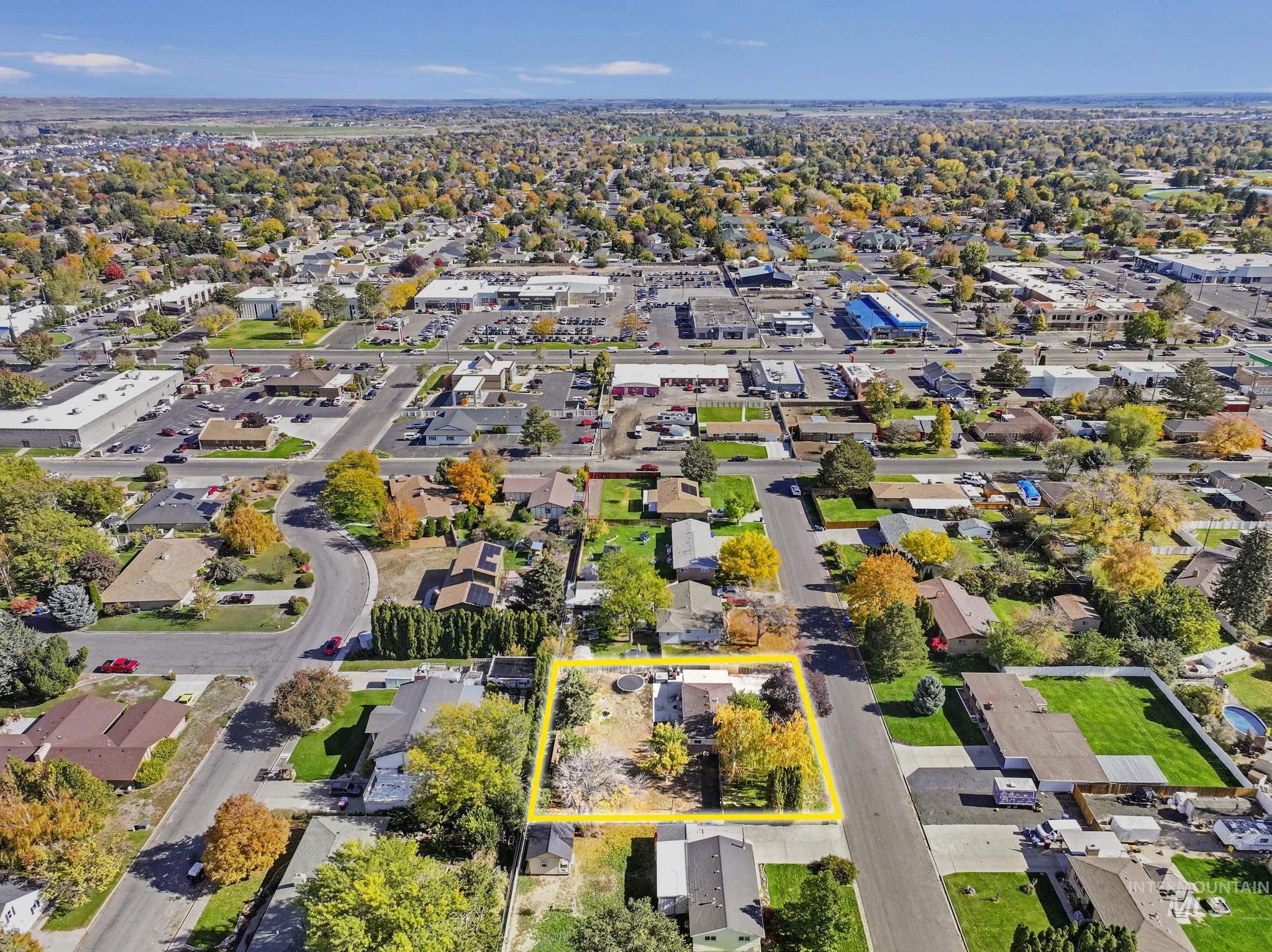 799 Northview, Twin Falls, Idaho 83301, 4 Bedrooms, 2 Bathrooms, Residential For Sale, Price $385,000,MLS 98971399