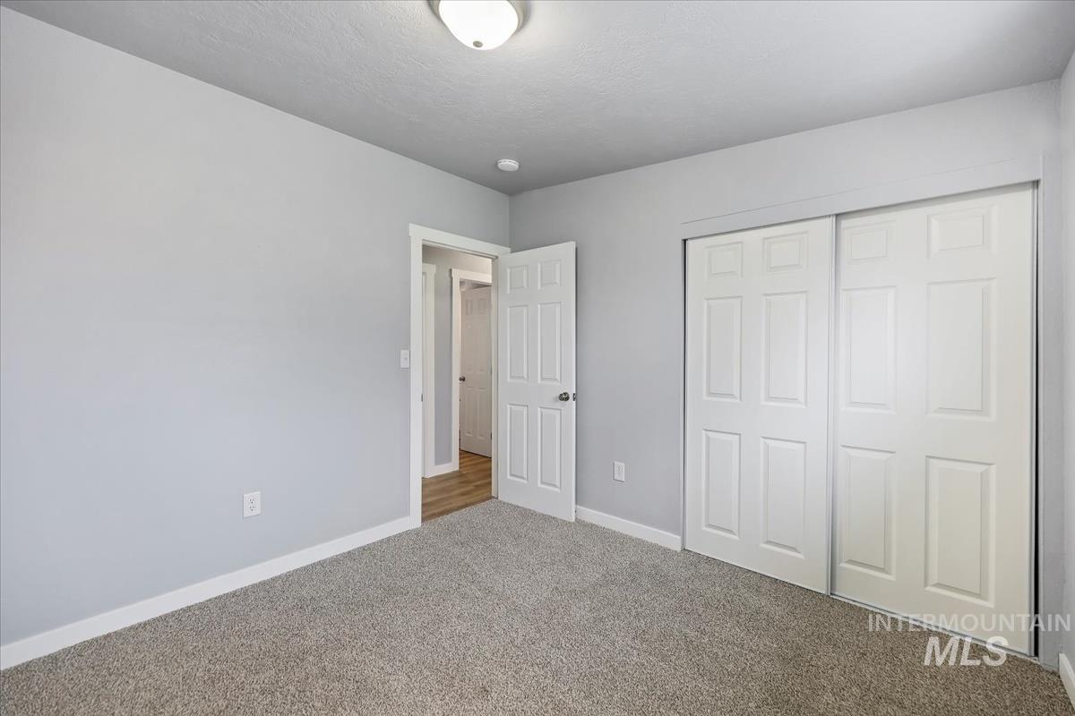 1250 E 4th N, Mountain Home, Idaho 83647, 3 Bedrooms, 1 Bathroom, Residential For Sale, Price $239,000,MLS 98971401