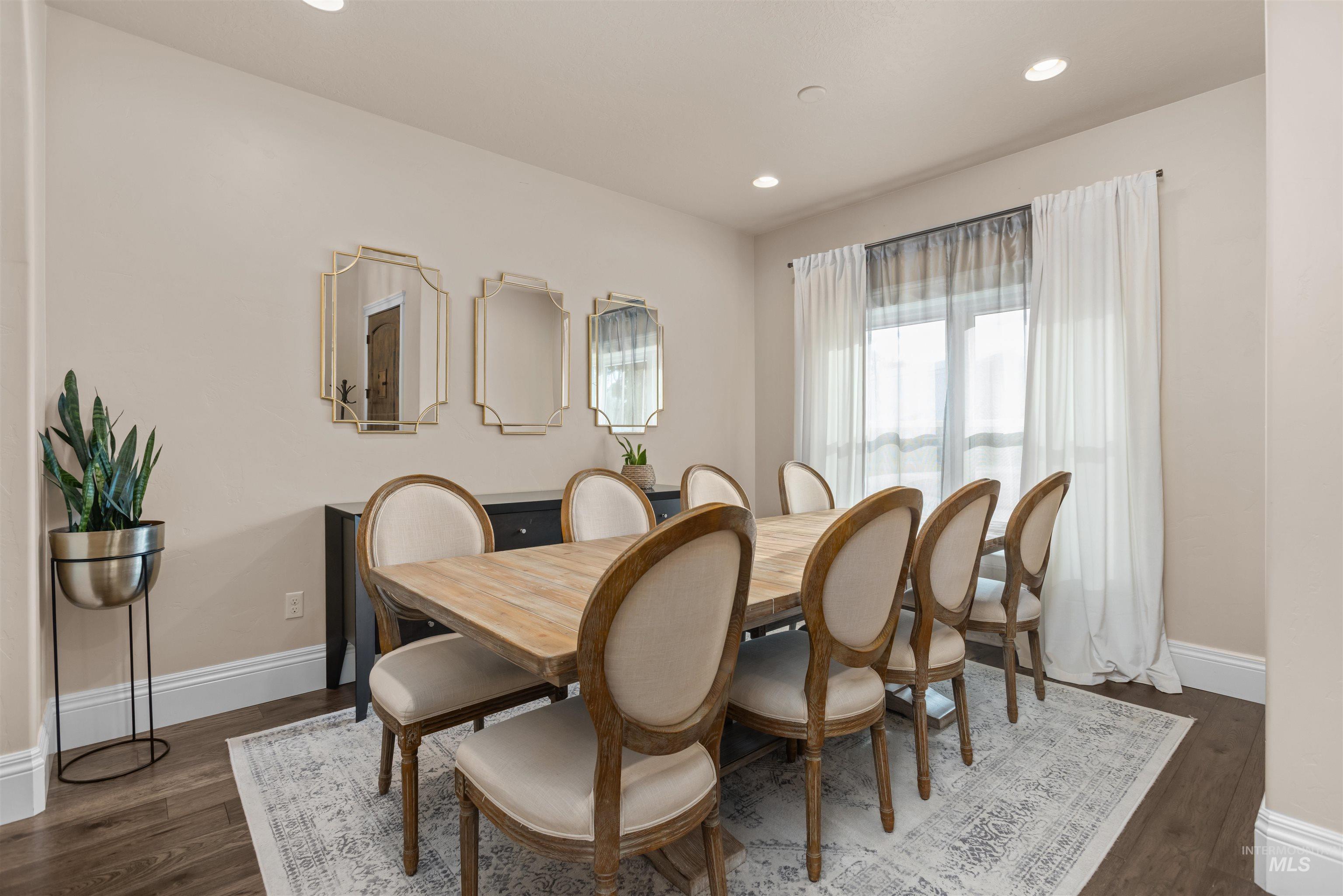 1228 E Pennsylvania Place, Nampa, Idaho 83686, 3 Bedrooms, 2.5 Bathrooms, Residential For Sale, Price $685,000,MLS 98971402