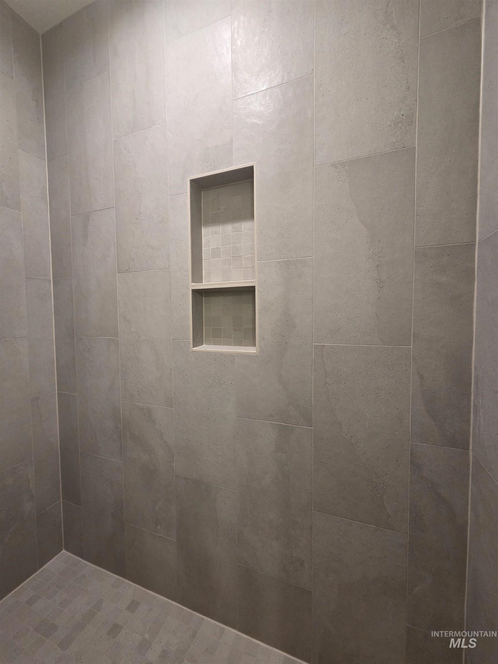 550 Oxford St, Burley, Idaho 83318, 3 Bedrooms, 2 Bathrooms, Residential For Sale, Price $332,465,MLS 98971403