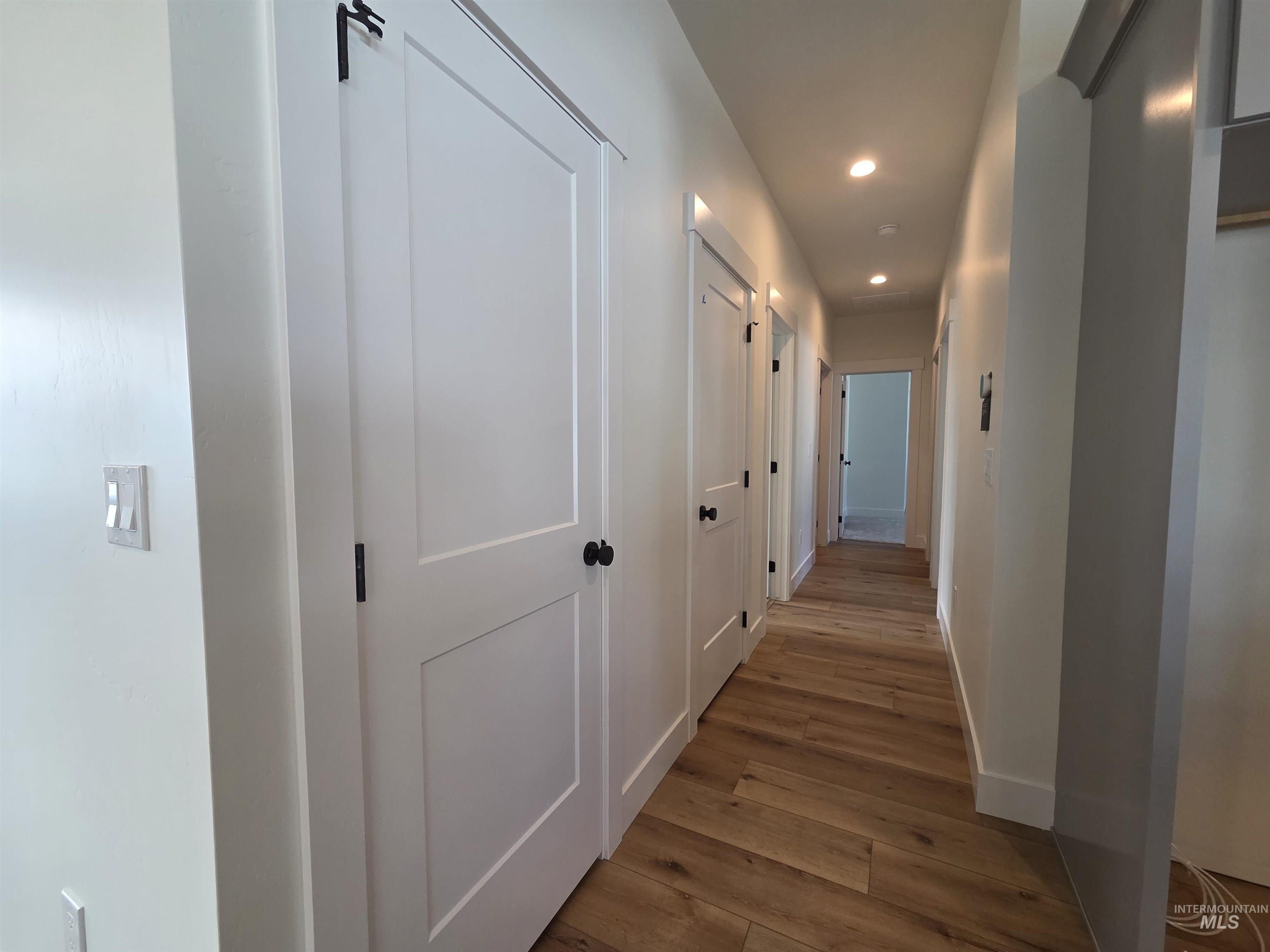 550 Oxford St, Burley, Idaho 83318, 3 Bedrooms, 2 Bathrooms, Residential For Sale, Price $332,465,MLS 98971403