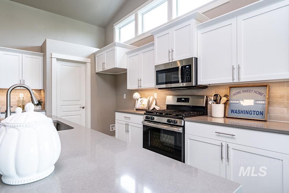 0000 N Lone Oak St., Middleton, Idaho 83644, 3 Bedrooms, 2 Bathrooms, Residential For Sale, Price $456,990,MLS 98971404