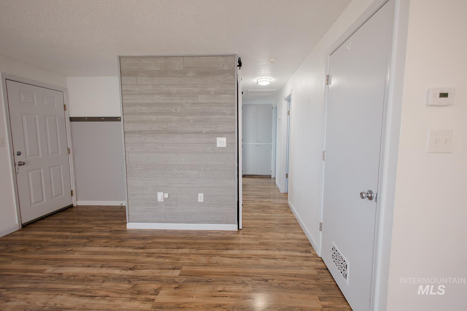 1320 E 4Th N, Mountain Home, Idaho 83647, 3 Bedrooms, 1 Bathroom, Residential For Sale, Price $265,000,MLS 98971405