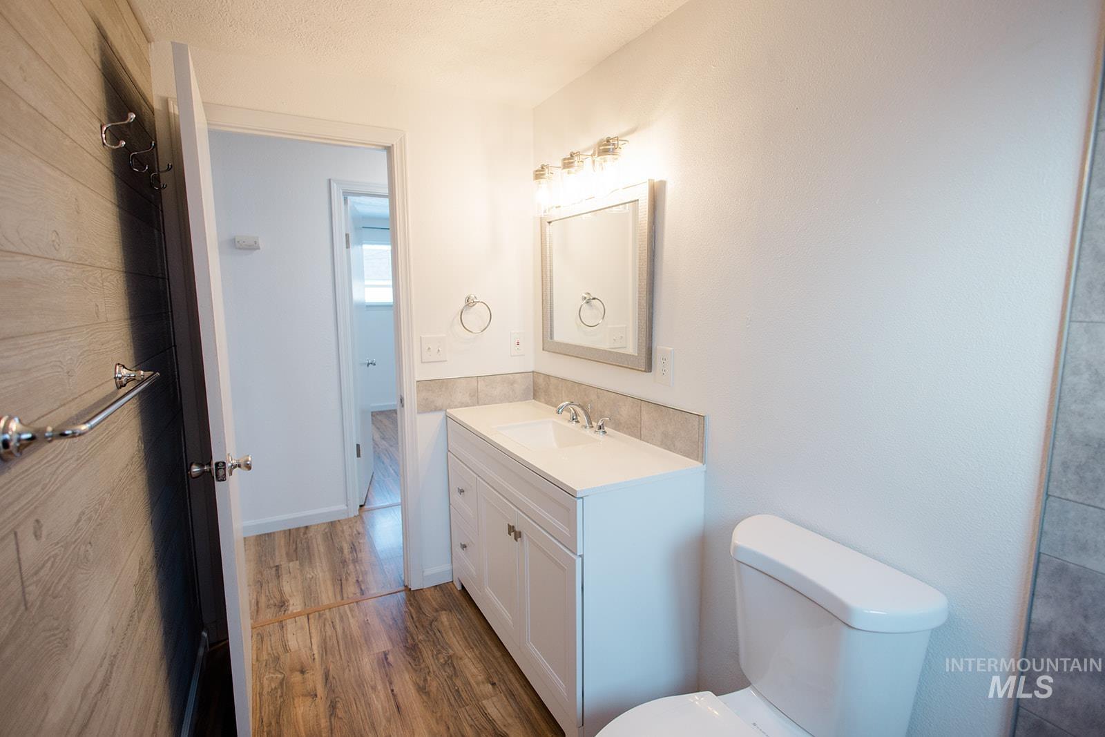 1320 E 4Th N, Mountain Home, Idaho 83647, 3 Bedrooms, 1 Bathroom, Residential For Sale, Price $265,000,MLS 98971405