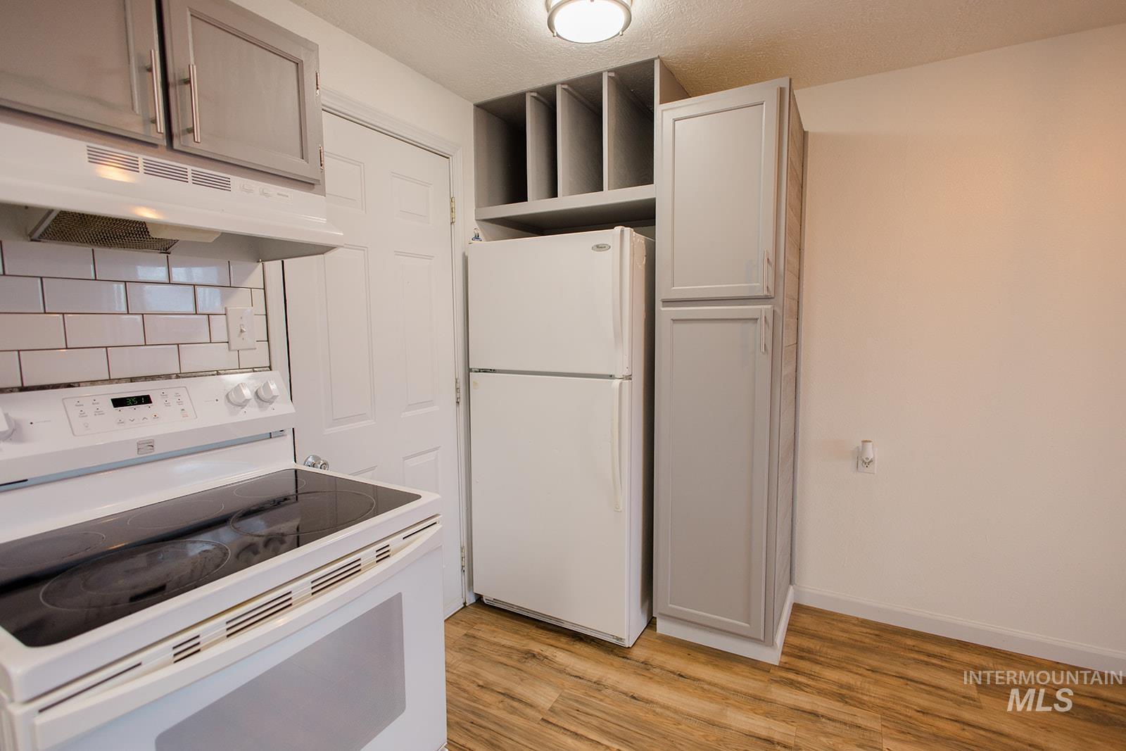 1320 E 4Th N, Mountain Home, Idaho 83647, 3 Bedrooms, 1 Bathroom, Residential For Sale, Price $265,000,MLS 98971405