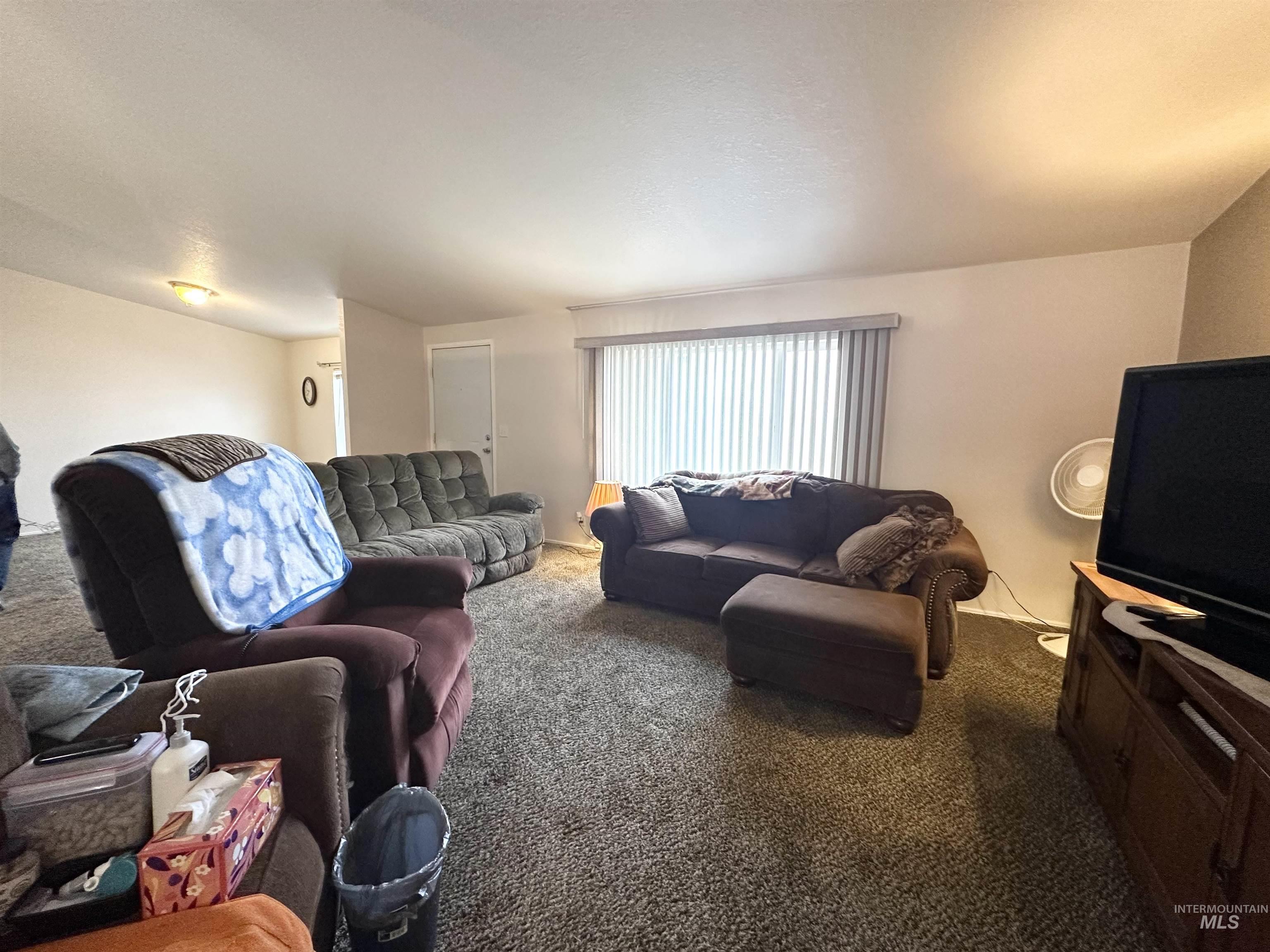 241 E 200 S, Jerome, Idaho 83338-6315, 3 Bedrooms, 2 Bathrooms, Residential For Sale, Price $419,999,MLS 98971408