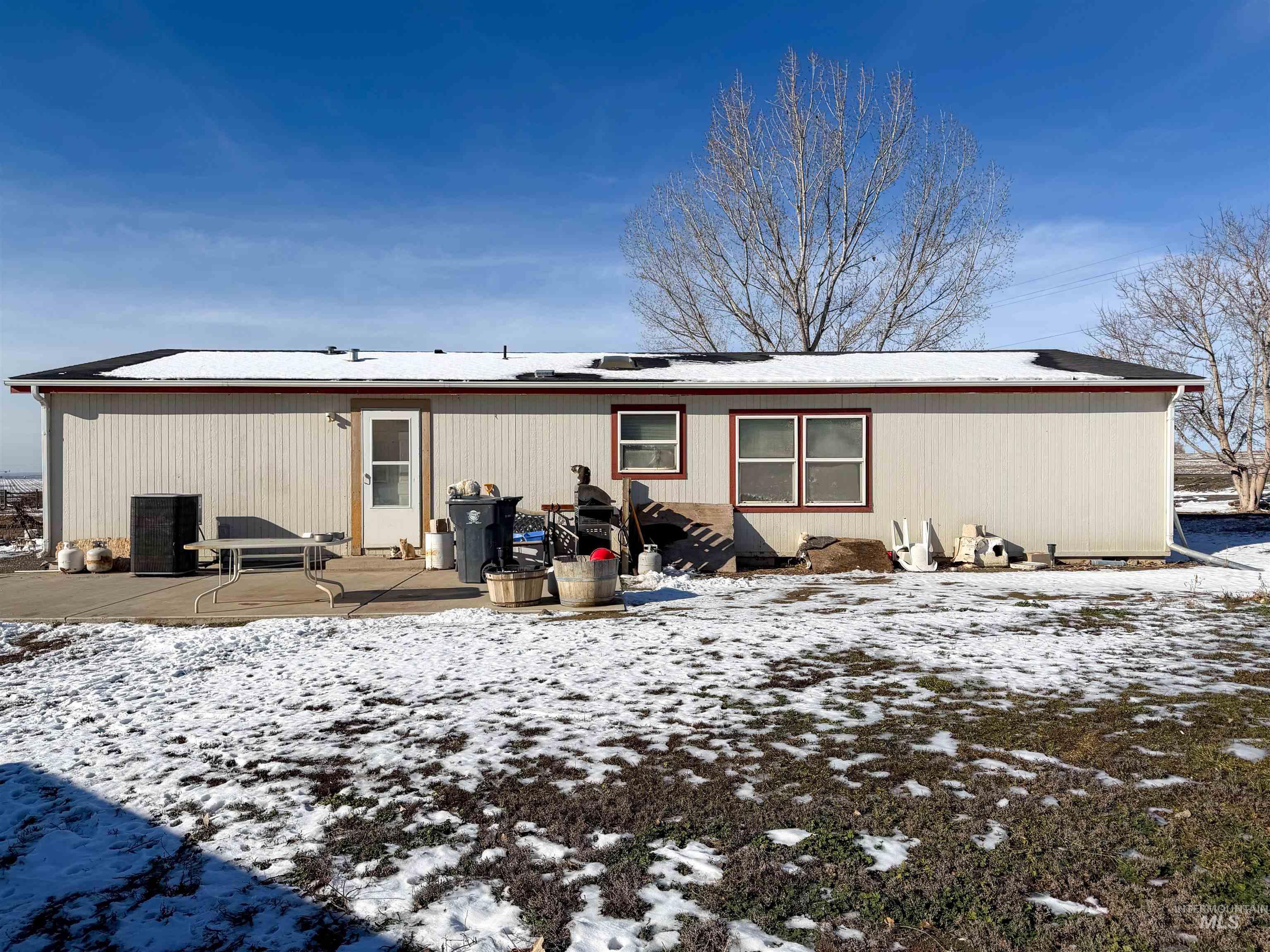 241 E 200 S, Jerome, Idaho 83338-6315, 3 Bedrooms, 2 Bathrooms, Residential For Sale, Price $419,999,MLS 98971408