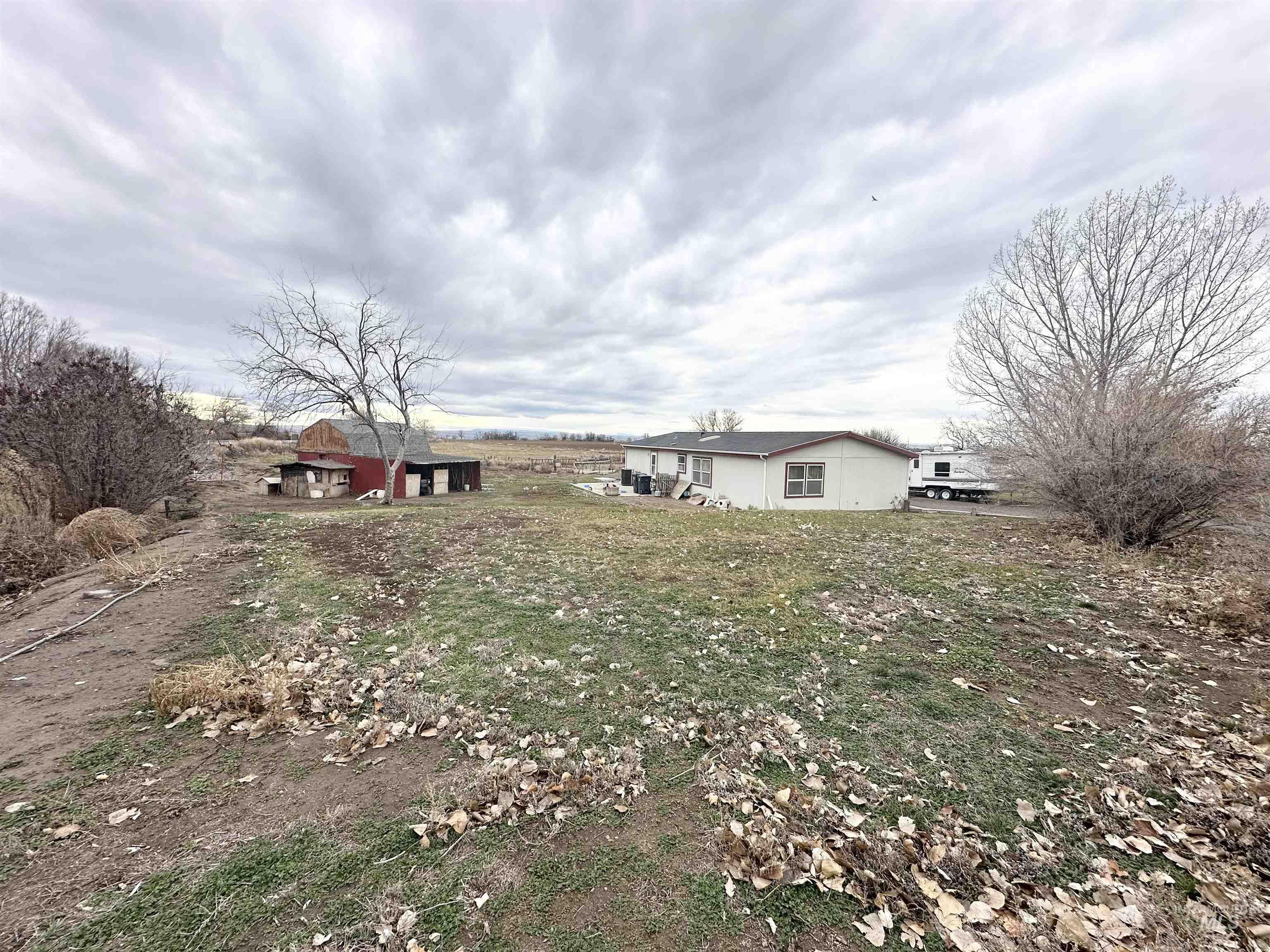 241 E 200 S, Jerome, Idaho 83338-6315, 3 Bedrooms, 2 Bathrooms, Residential For Sale, Price $419,999,MLS 98971408