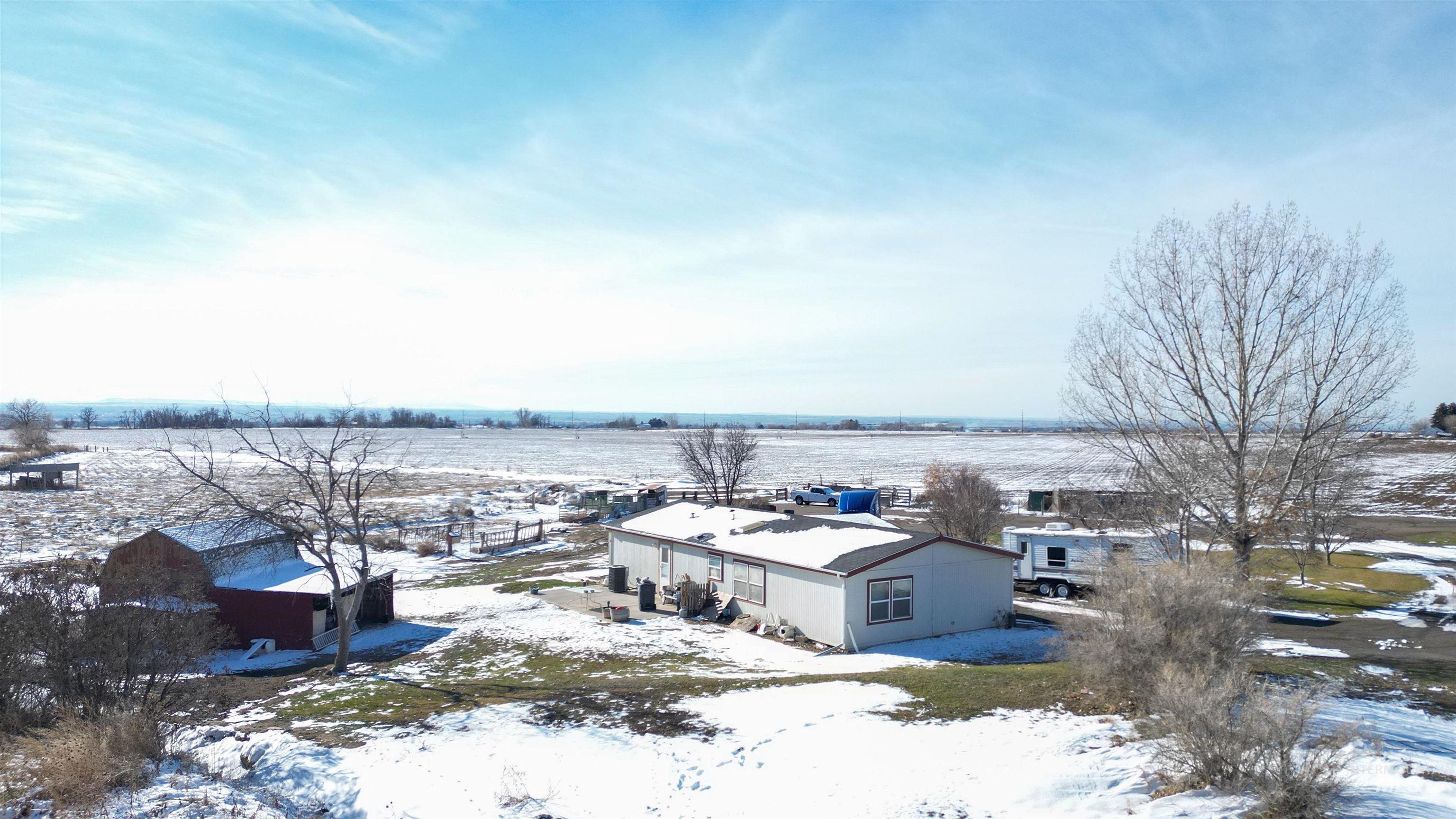 241 E 200 S, Jerome, Idaho 83338-6315, 3 Bedrooms, 2 Bathrooms, Residential For Sale, Price $419,999,MLS 98971408