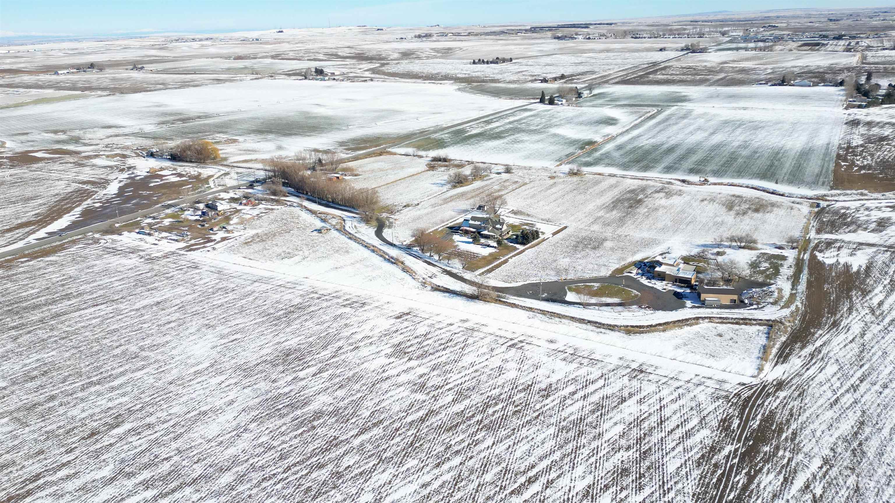 241 E 200 S, Jerome, Idaho 83338-6315, 3 Bedrooms, 2 Bathrooms, Residential For Sale, Price $419,999,MLS 98971408