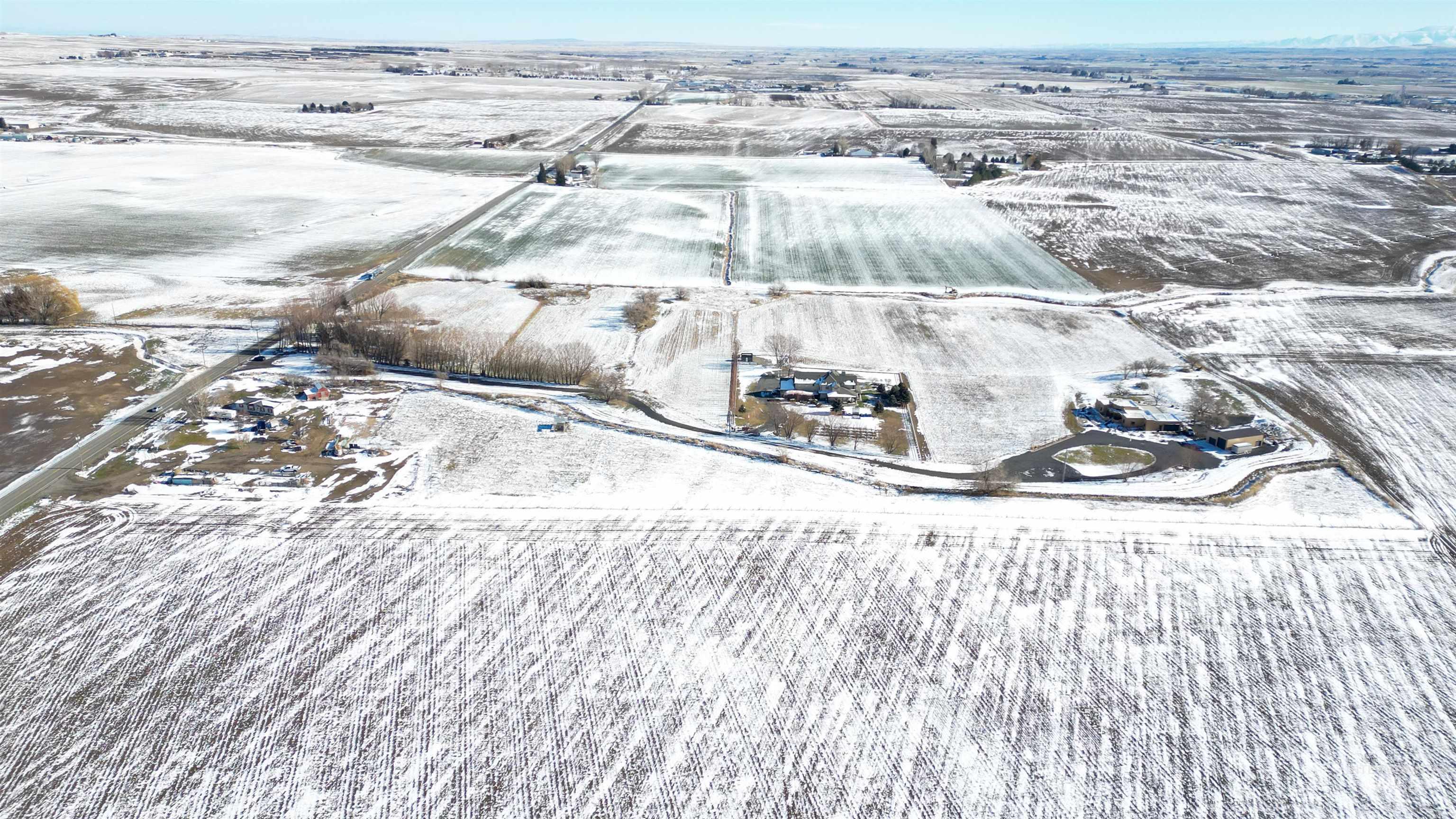 241 E 200 S, Jerome, Idaho 83338-6315, 3 Bedrooms, 2 Bathrooms, Residential For Sale, Price $419,999,MLS 98971408