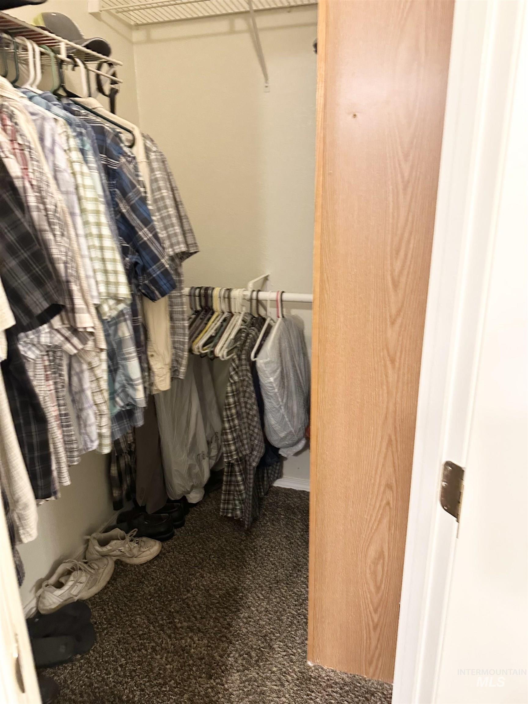 241 E 200 S, Jerome, Idaho 83338-6315, 3 Bedrooms, 2 Bathrooms, Residential For Sale, Price $419,999,MLS 98971408