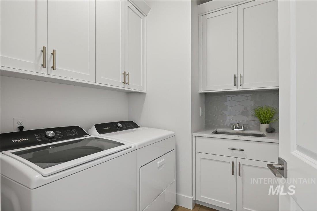 9023 W Moon River Dr, Star, Idaho 83669, 3 Bedrooms, 2 Bathrooms, Residential For Sale, Price $499,000,MLS 98971409