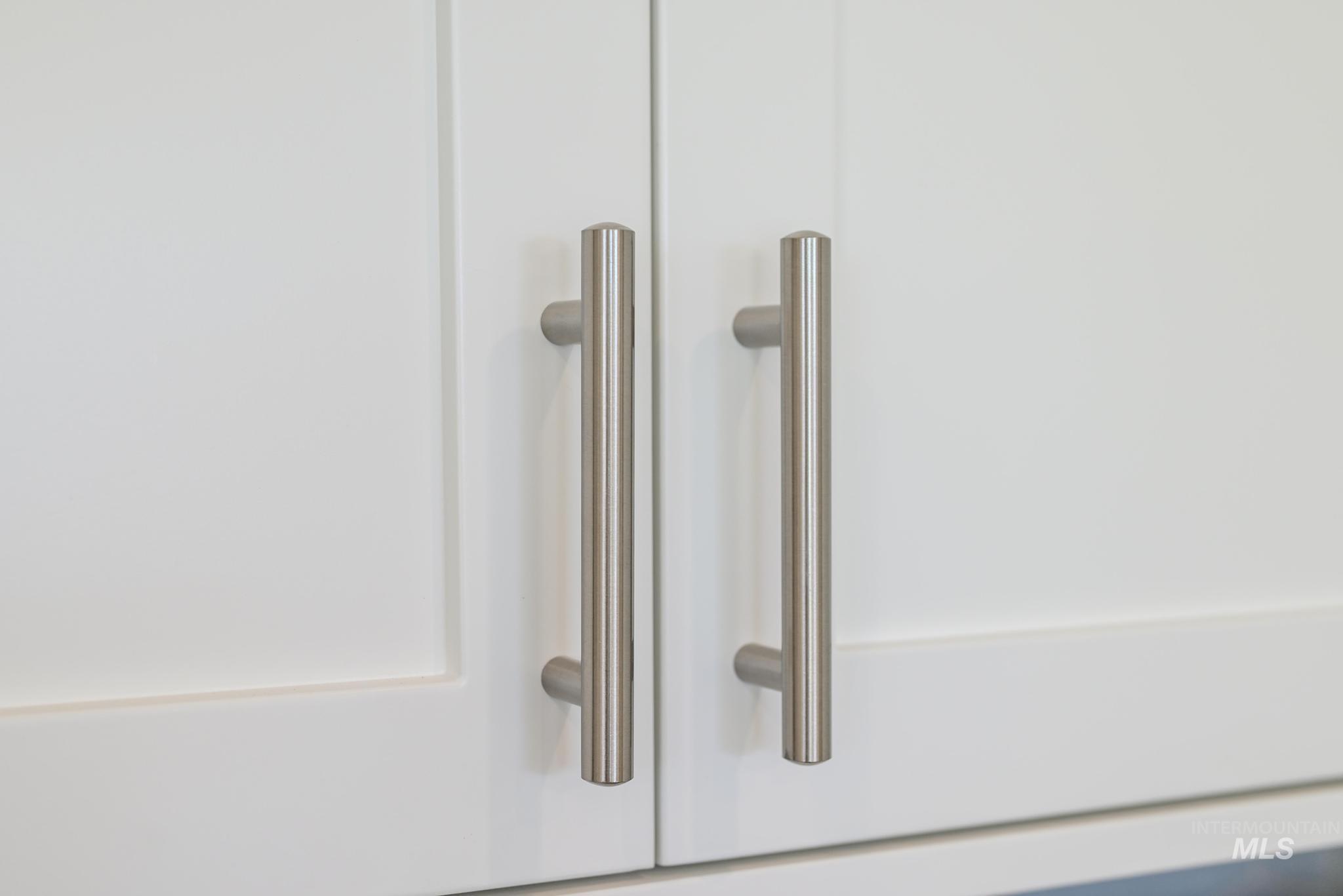 9023 W Moon River Dr, Star, Idaho 83669, 3 Bedrooms, 2 Bathrooms, Residential For Sale, Price $499,000,MLS 98971409