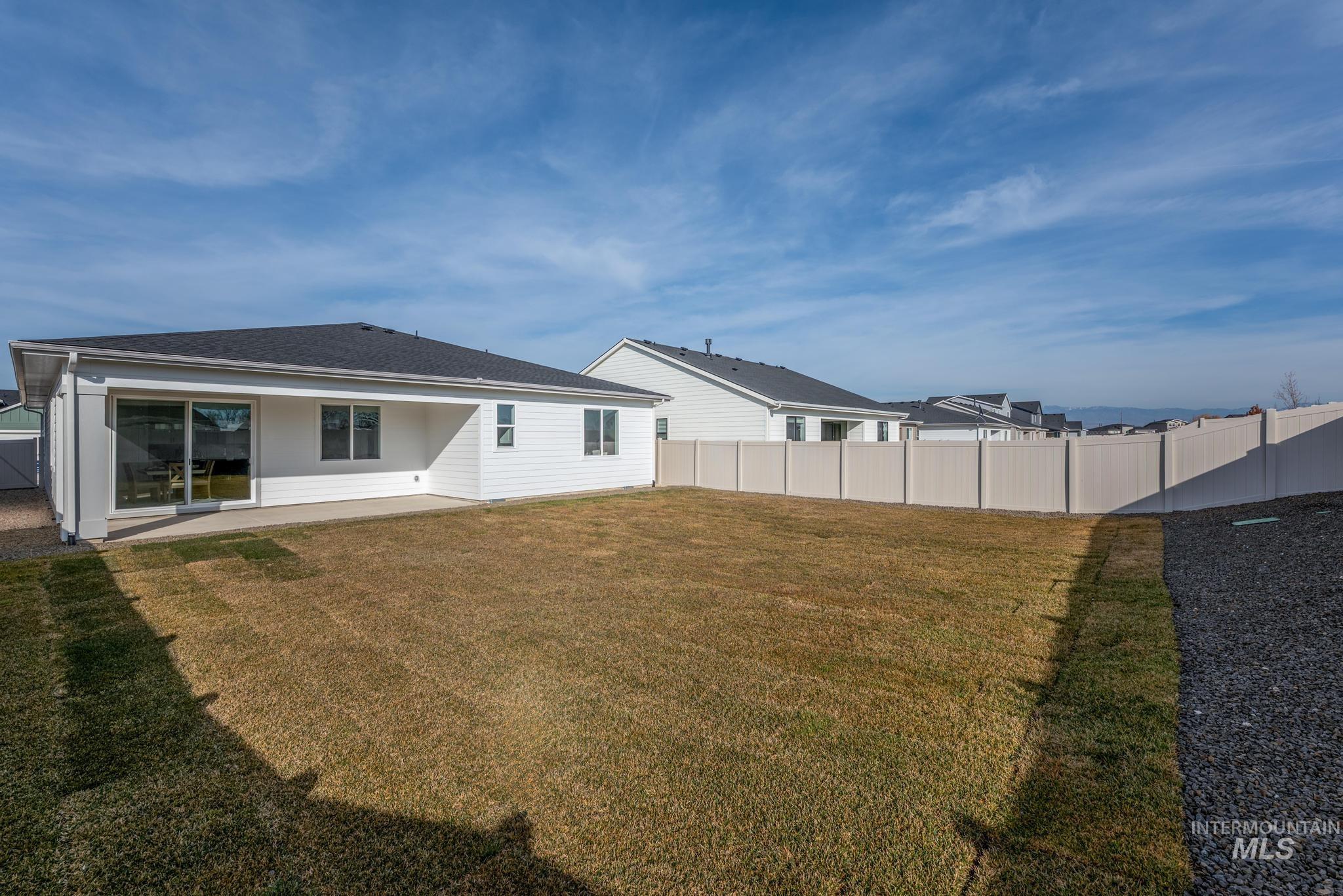 9023 W Moon River Dr, Star, Idaho 83669, 3 Bedrooms, 2 Bathrooms, Residential For Sale, Price $499,000,MLS 98971409