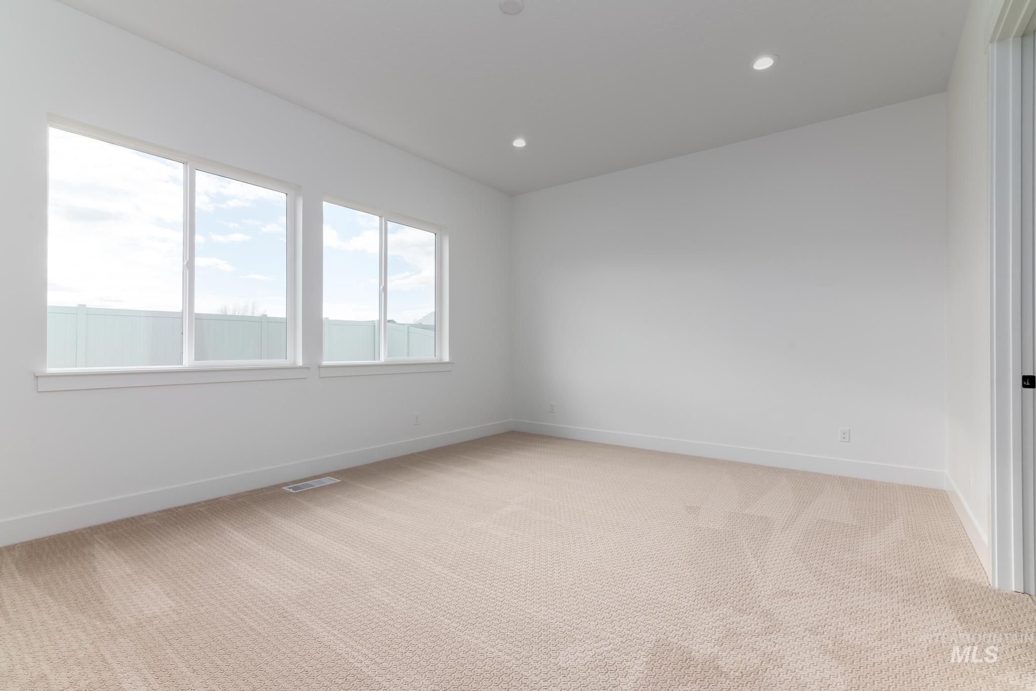 9001 W Moonglade St, Star, Idaho 83669, 4 Bedrooms, 3 Bathrooms, Residential For Sale, Price $714,000,MLS 98971410