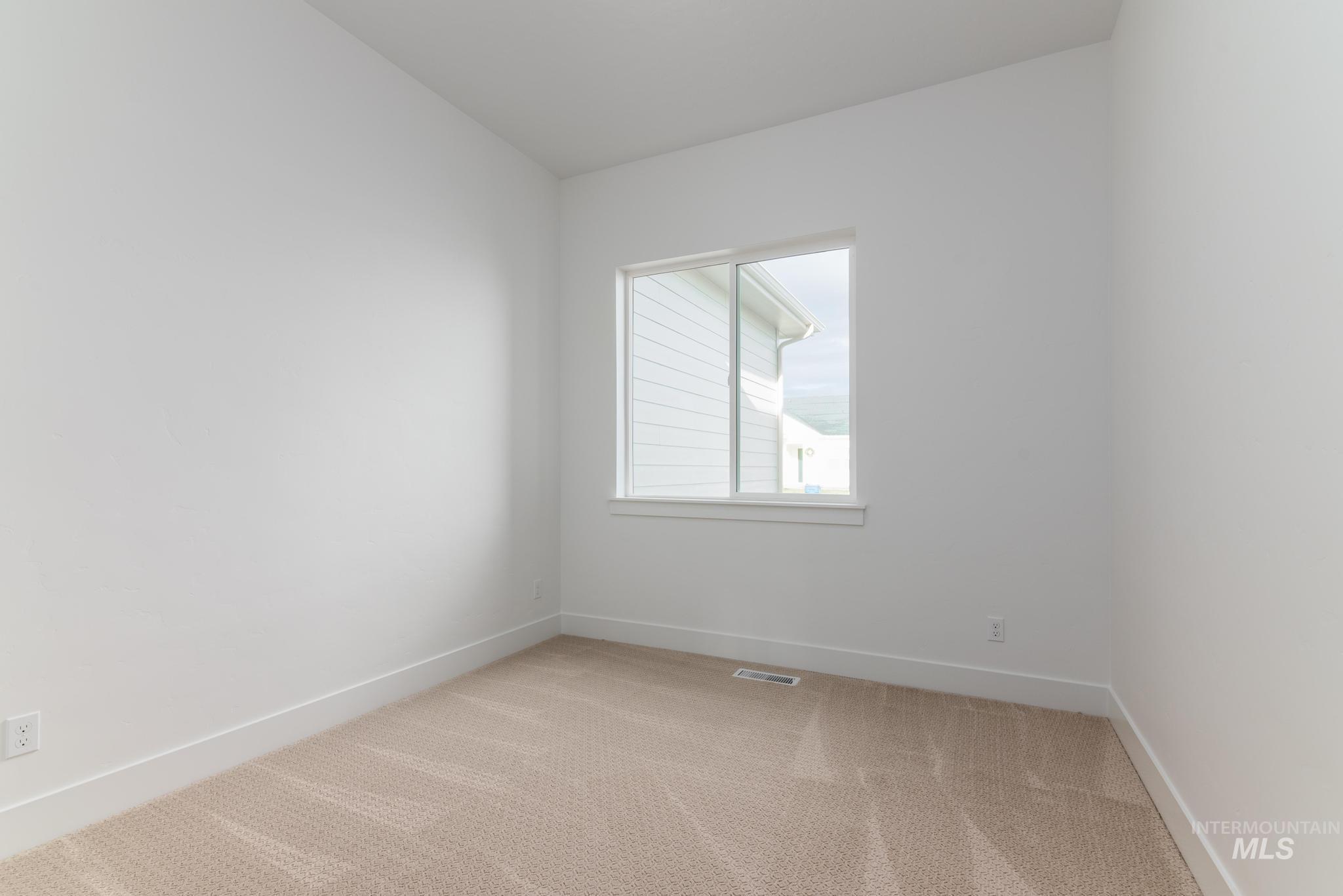 9001 W Moonglade St, Star, Idaho 83669, 4 Bedrooms, 3 Bathrooms, Residential For Sale, Price $714,000,MLS 98971410