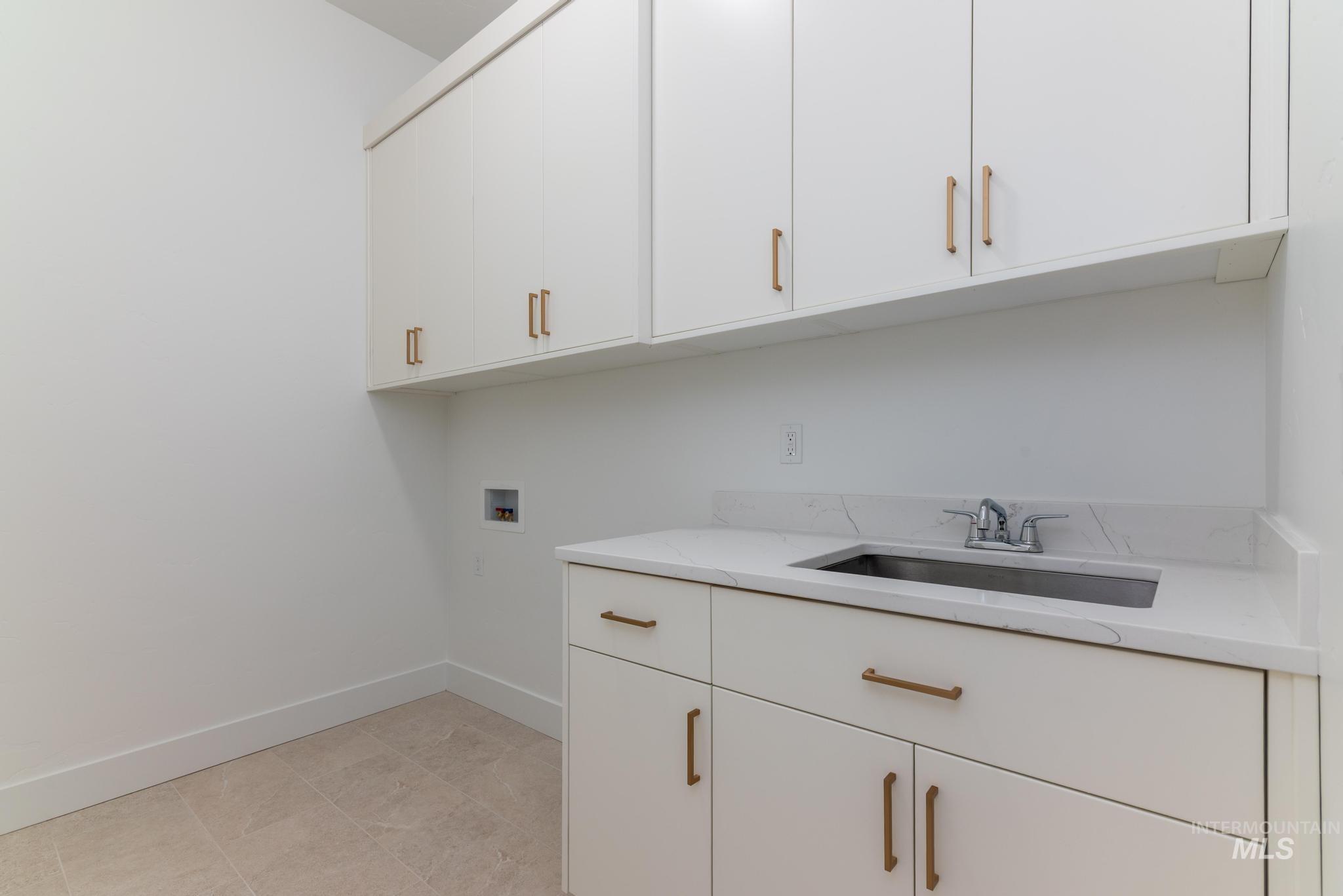 9001 W Moonglade St, Star, Idaho 83669, 4 Bedrooms, 3 Bathrooms, Residential For Sale, Price $714,000,MLS 98971410