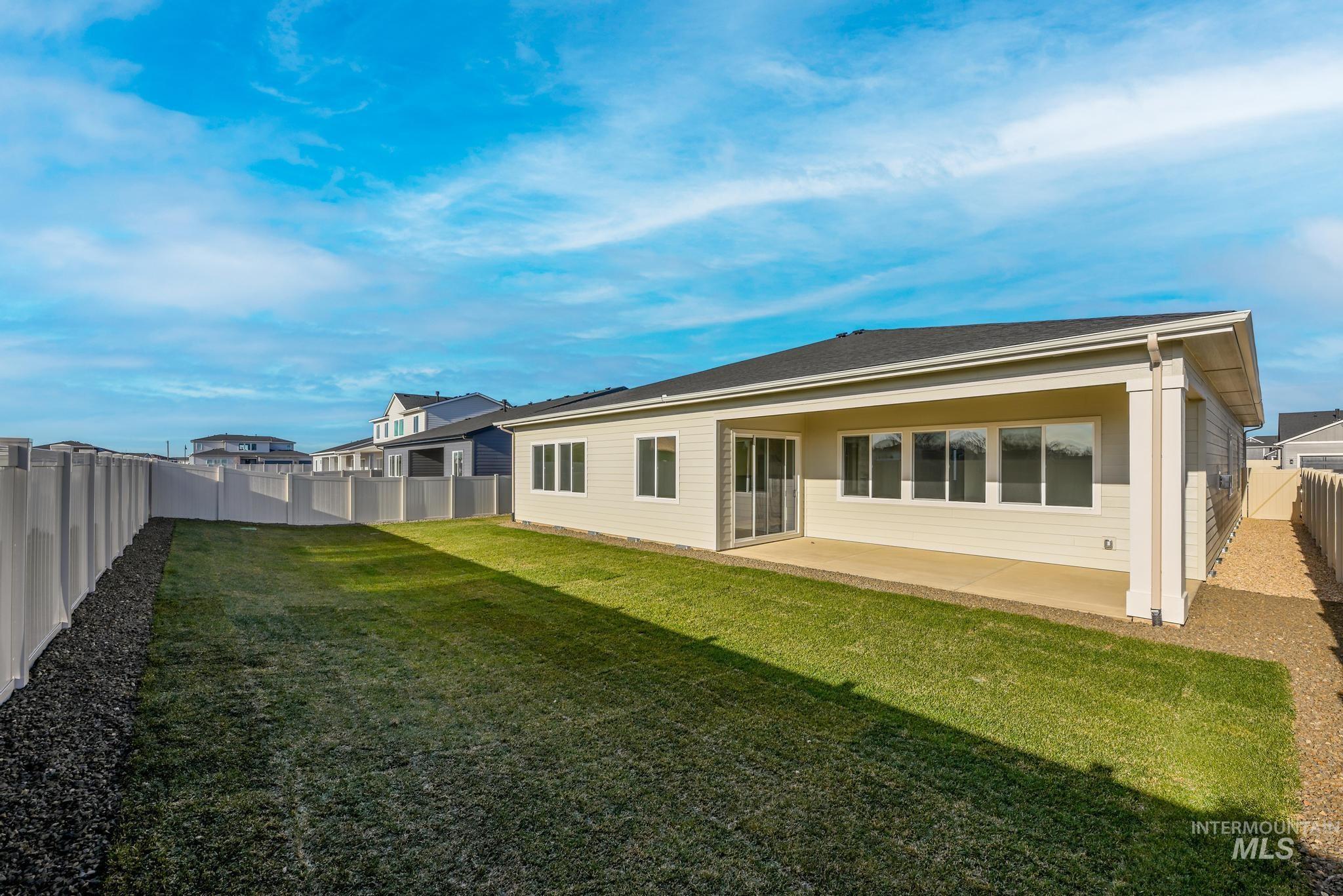 9001 W Moonglade St, Star, Idaho 83669, 4 Bedrooms, 3 Bathrooms, Residential For Sale, Price $714,000,MLS 98971410