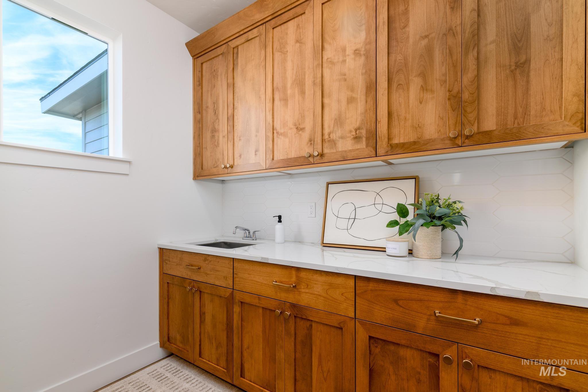 1865 W Blue Lightning St, Middleton, Idaho 83644, 4 Bedrooms, 3 Bathrooms, Residential For Sale, Price $559,000,MLS 98971411