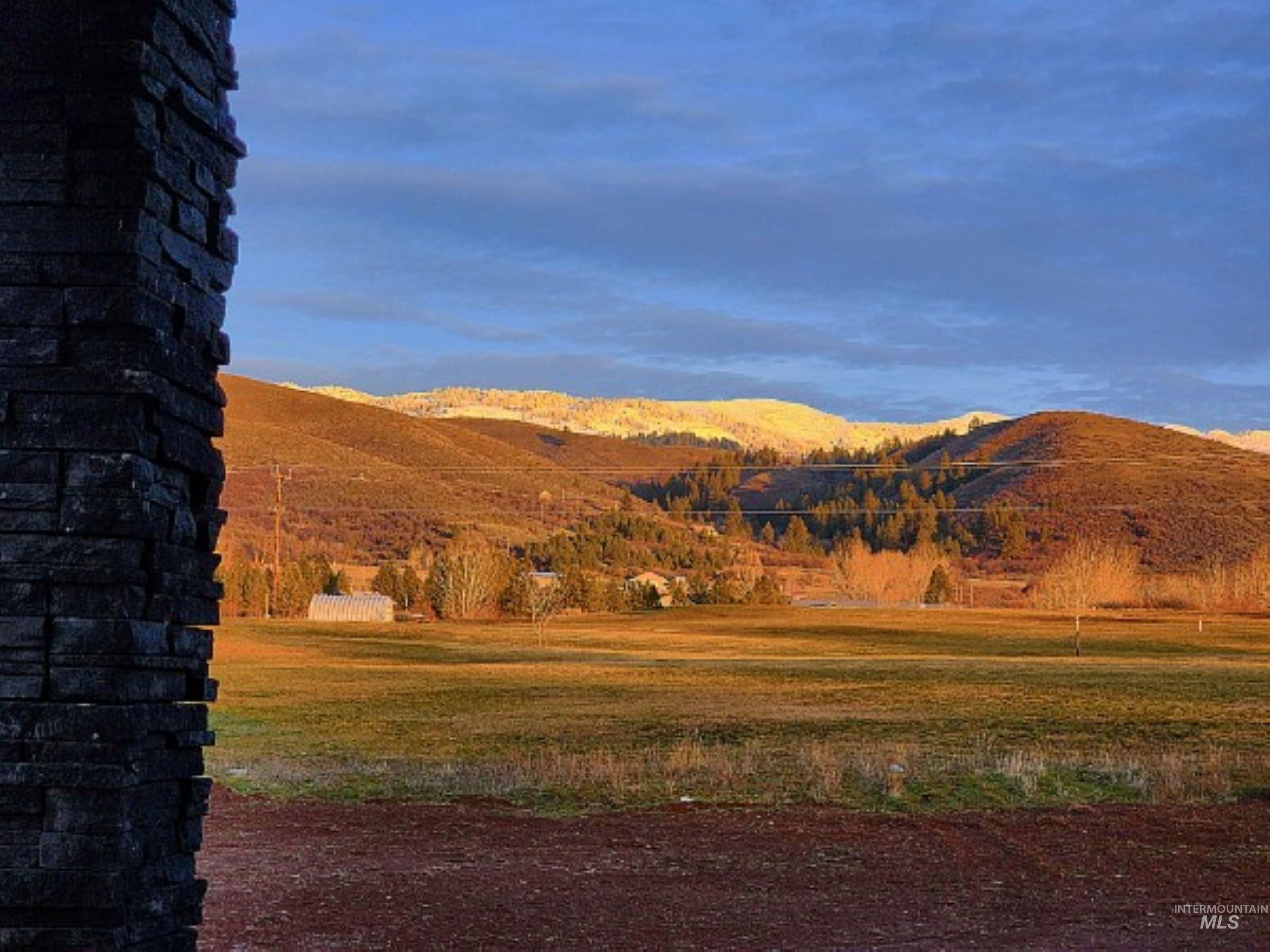 2292 Golf Lane, Council, Idaho 83612, 3 Bedrooms, 2 Bathrooms, Residential For Sale, Price $489,000,MLS 98971415