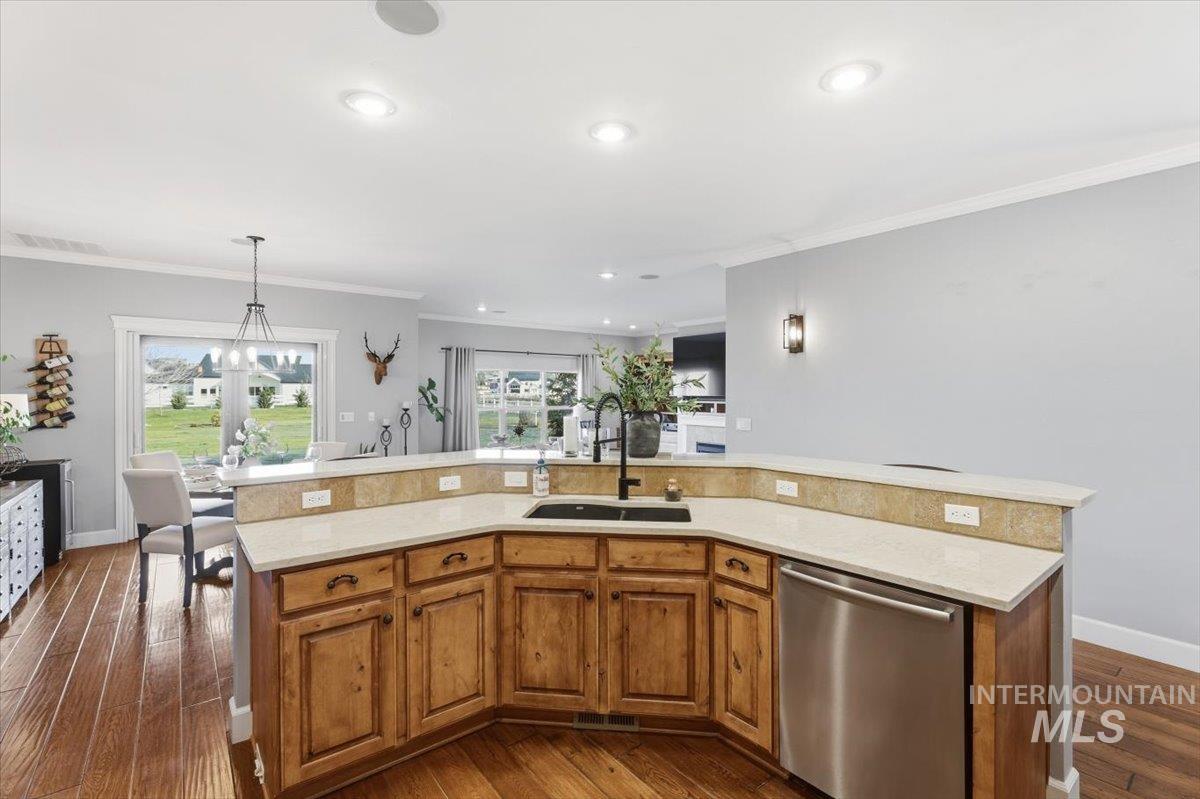 8982 New Castle Drive, Middleton, Idaho 83644, 4 Bedrooms, 4 Bathrooms, Residential For Sale, Price $1,225,000,MLS 98971416