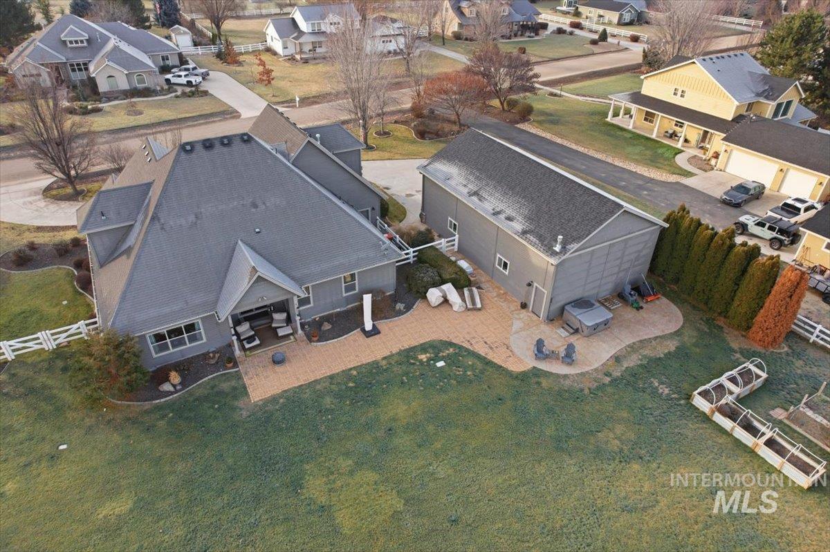 8982 New Castle Drive, Middleton, Idaho 83644, 4 Bedrooms, 4 Bathrooms, Residential For Sale, Price $1,225,000,MLS 98971416