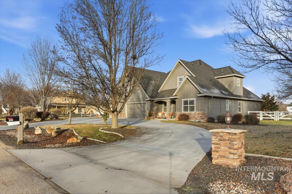 8982 New Castle Drive, Middleton, Idaho 83644, 4 Bedrooms, 4 Bathrooms, Residential For Sale, Price $1,225,000,MLS 98971416