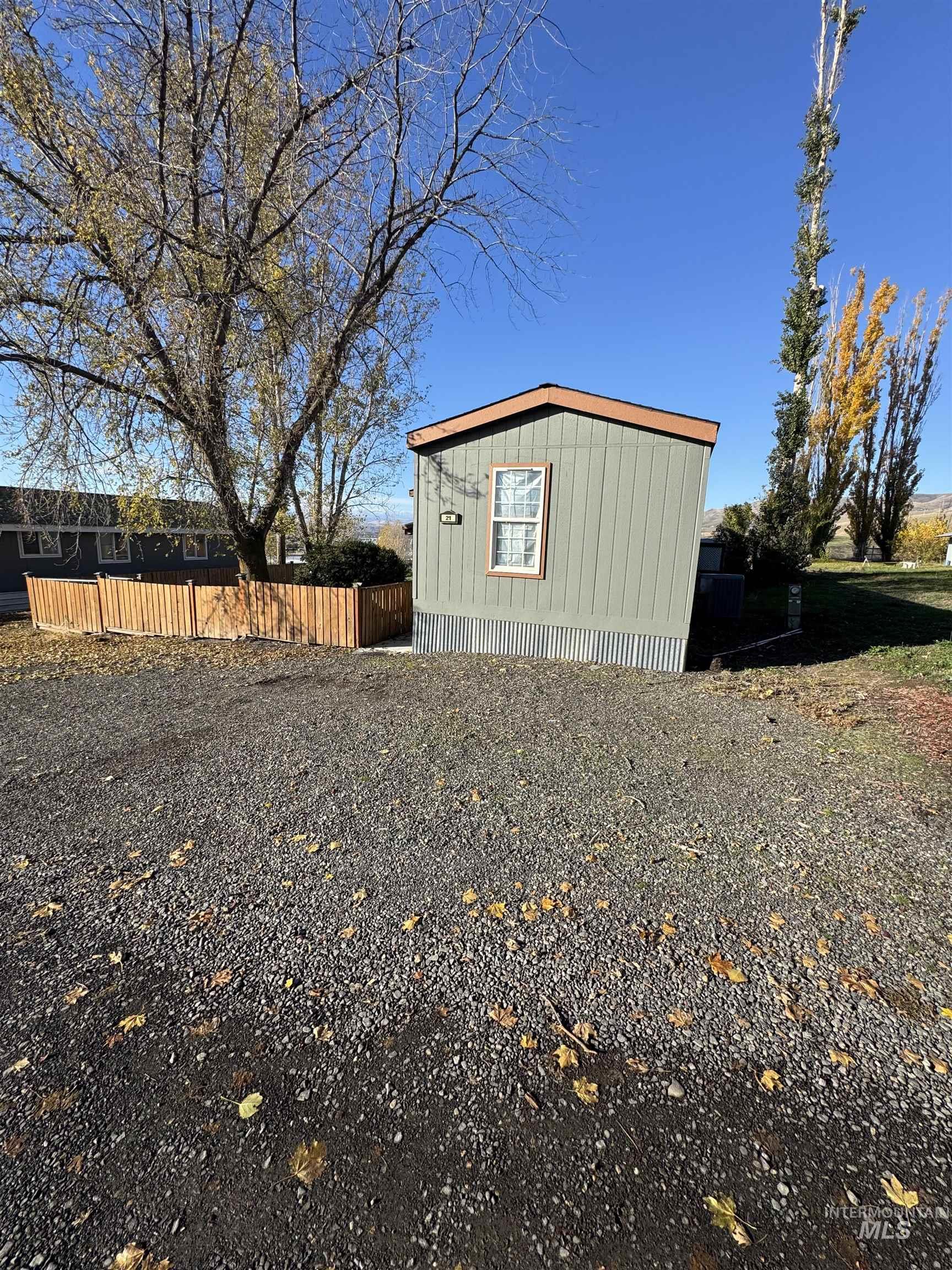 26460 Court Lane, Lewiston, Idaho 83501, 2 Bedrooms, 2 Bathrooms, Residential For Sale, Price $145,999,MLS 98971417