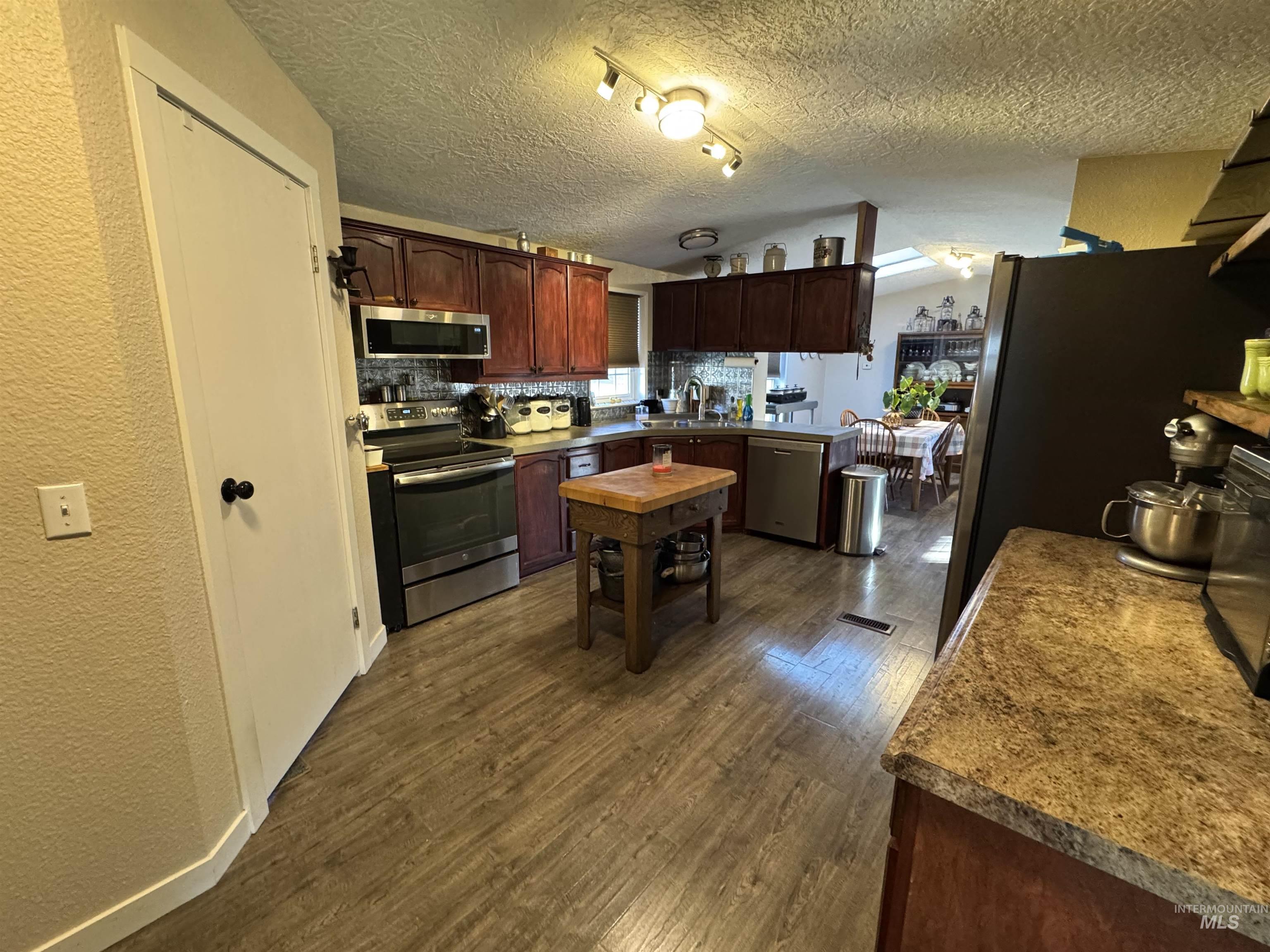 26460 Court Lane, Lewiston, Idaho 83501, 2 Bedrooms, 2 Bathrooms, Residential For Sale, Price $145,999,MLS 98971417