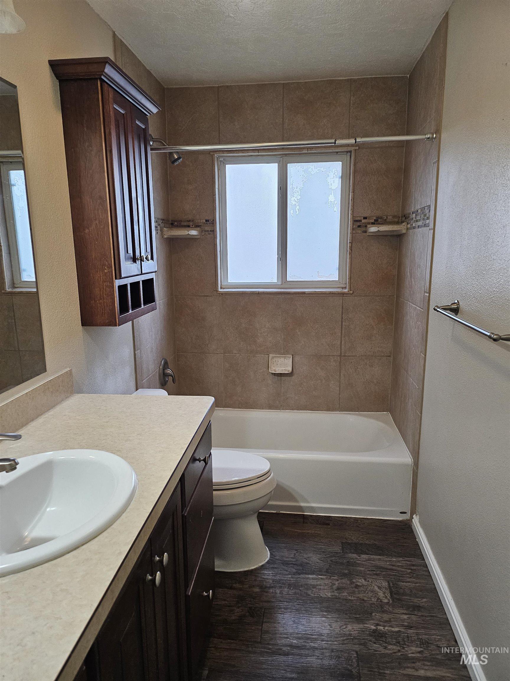 3990 Gregg Cir, Pocatello, Idaho 83201, 5 Bedrooms, 2 Bathrooms, Residential For Sale, Price $281,500,MLS 98971418